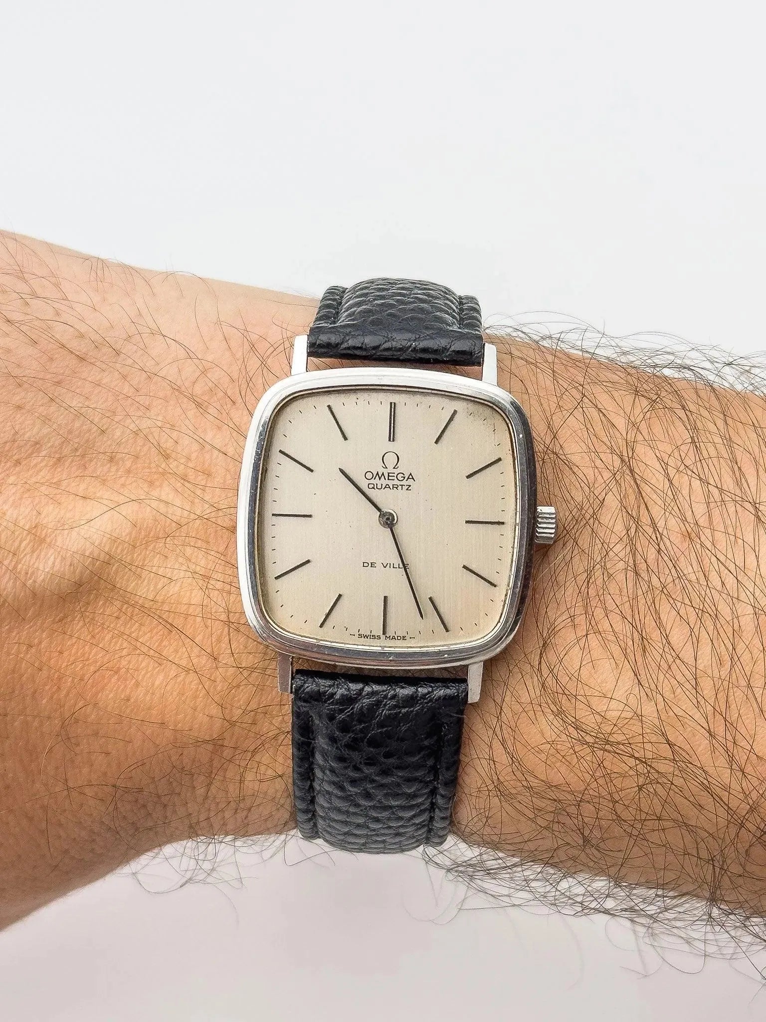 Omega - Square Steel - 1976 - Atelier Victor Paris - Vintage Watch Shop Dubai