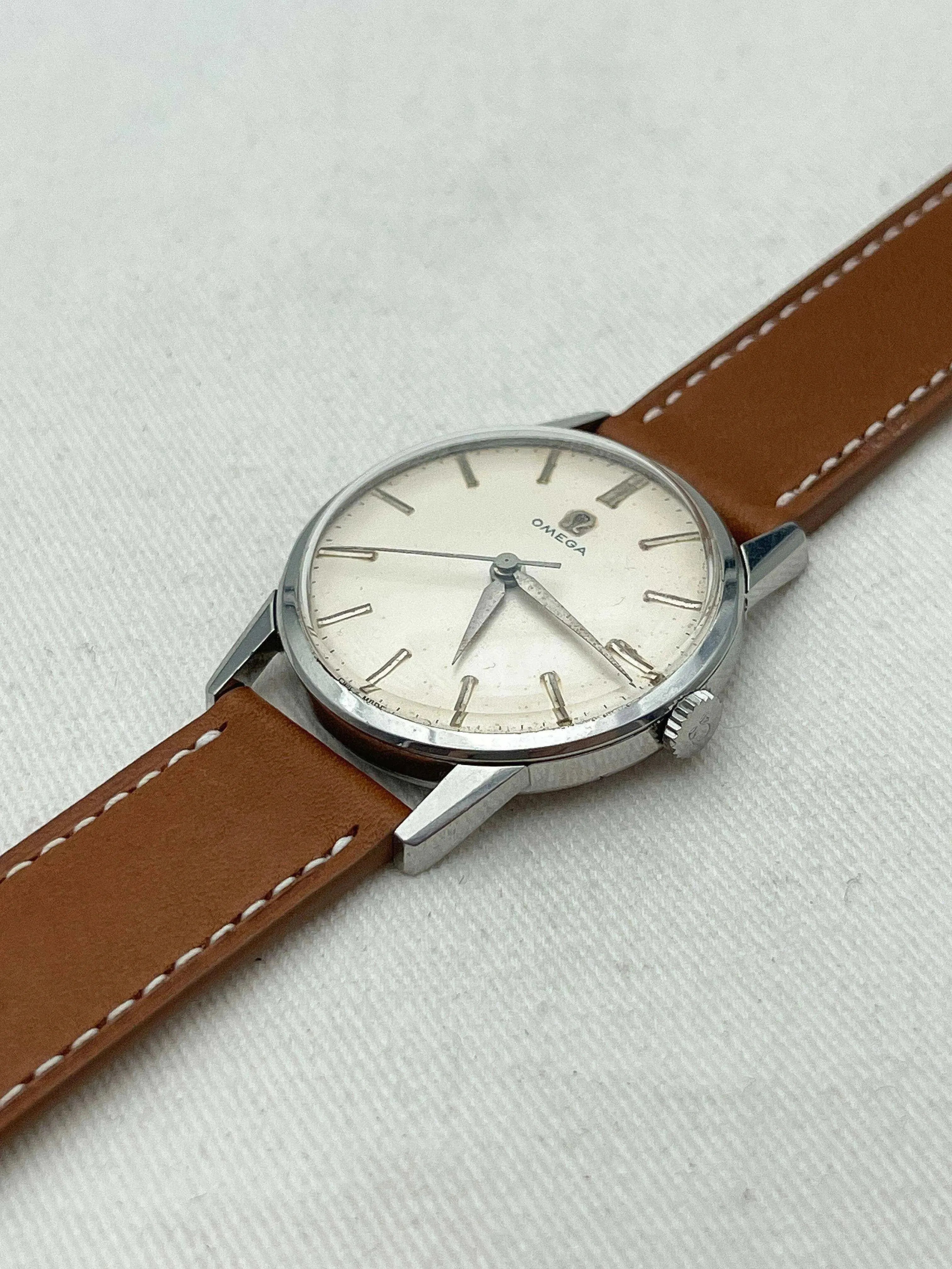 Omega - Symetrique Cadran Ivoire - 1961 - Atelier Victor Paris - Vintage Watch Shop Dubai