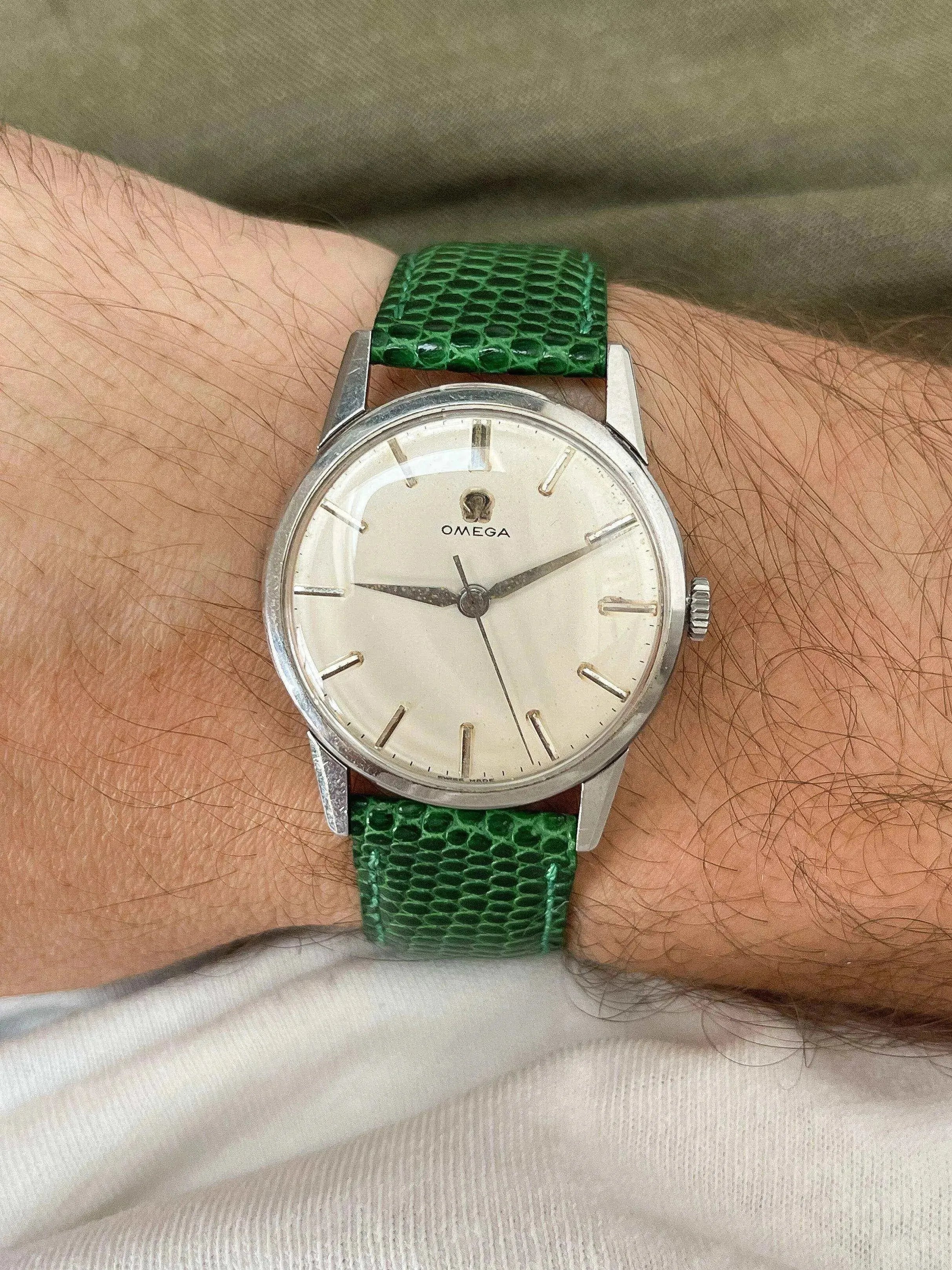 Omega - Symetrique Cadran Ivoire - 1961 - Atelier Victor Paris - Vintage Watch Shop Dubai