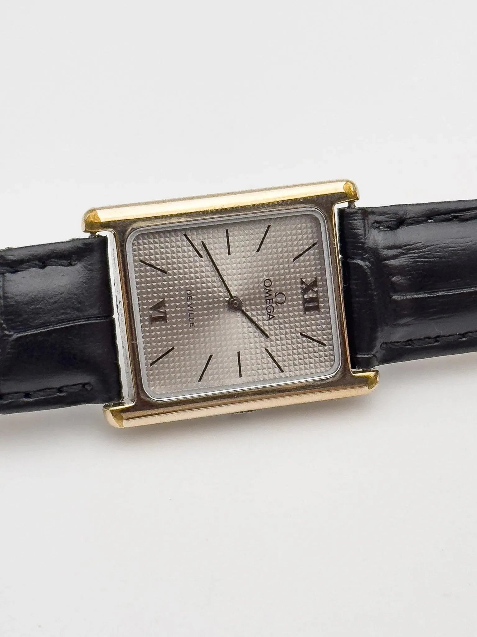 Omega - Tank Clous de Paris - 1973 - Atelier Victor Paris - Vintage Watch Shop Dubai