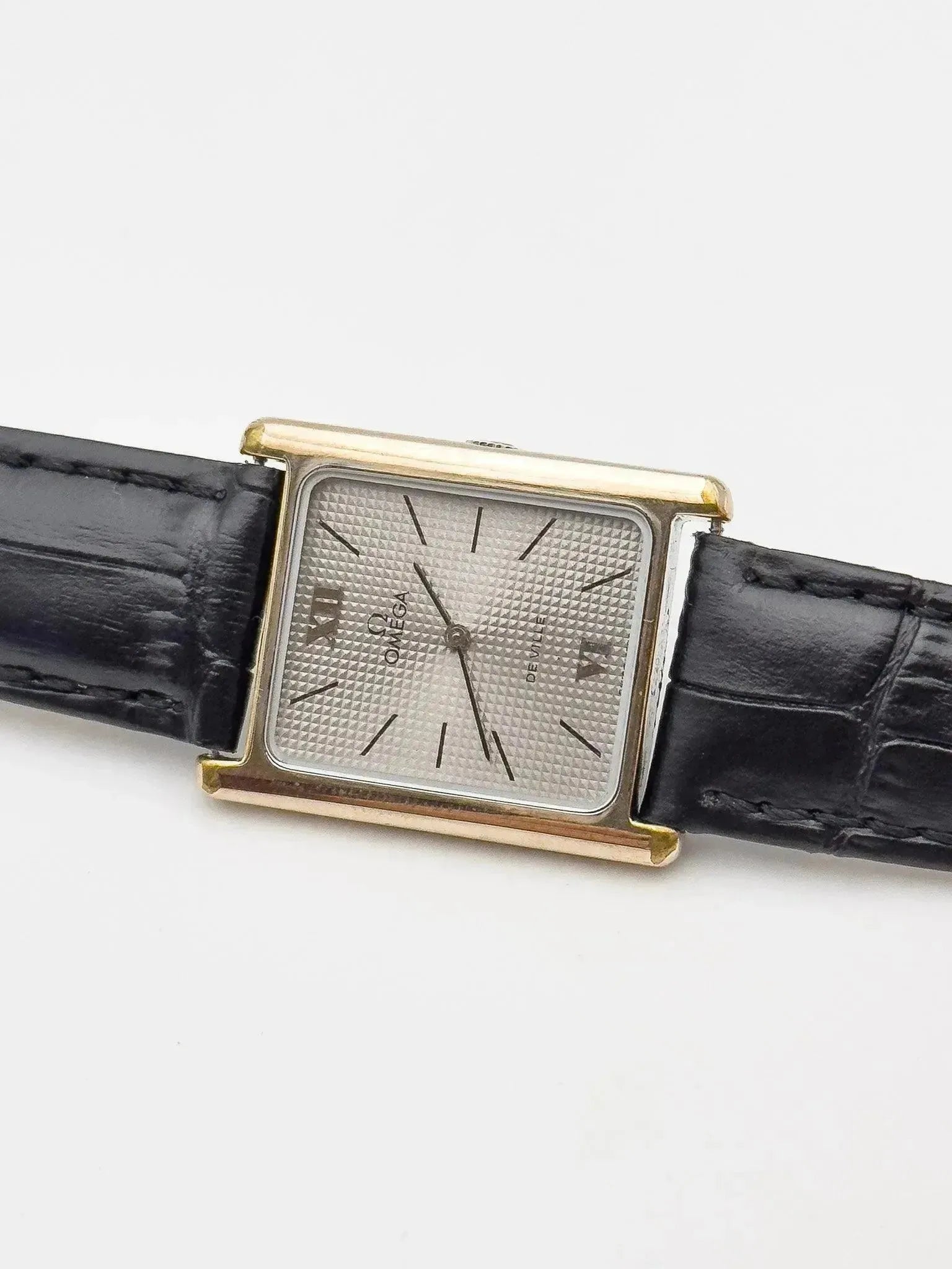 Omega - Tank Clous de Paris - 1973 - Atelier Victor - Vintage Shop