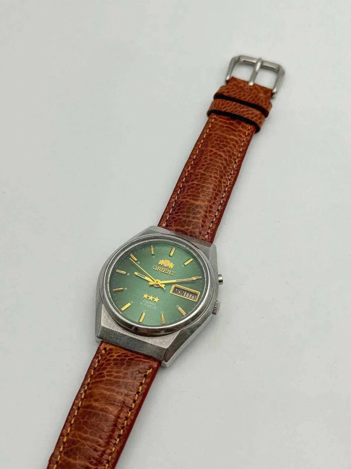 Orient - Daydate Cadran Vert cuir marron - 1970s - Atelier Victor - Vintage Shop