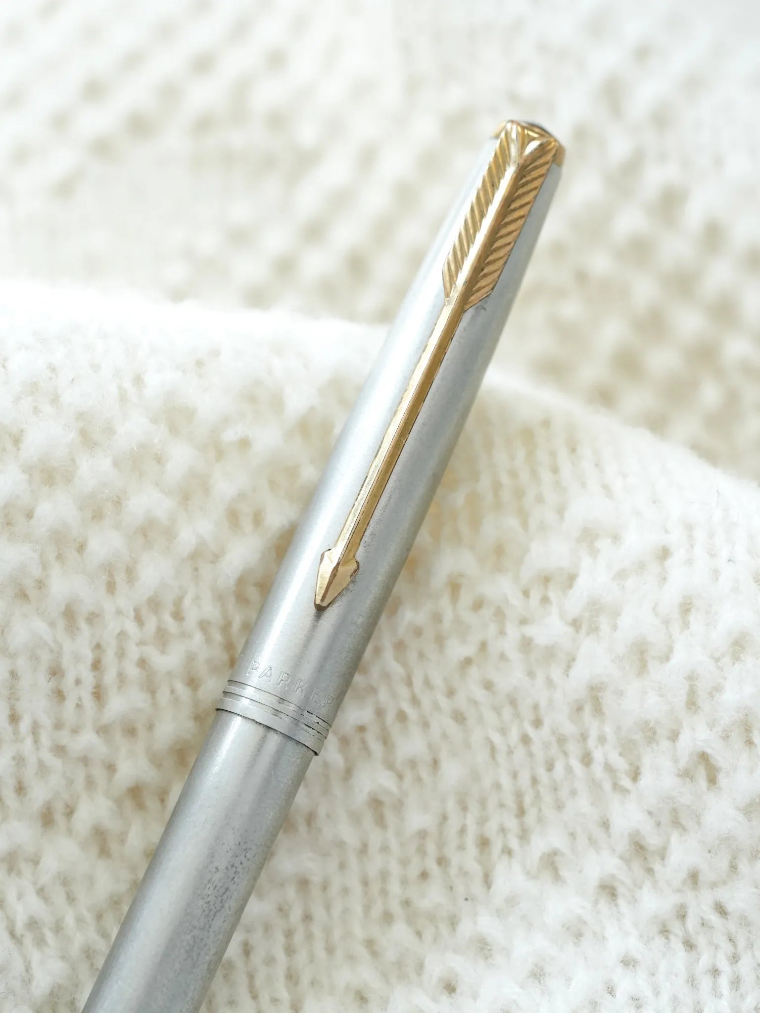 Parker - Stylo bille PARKER 75 acier - 1970s - Atelier Victor - Vintage Shop