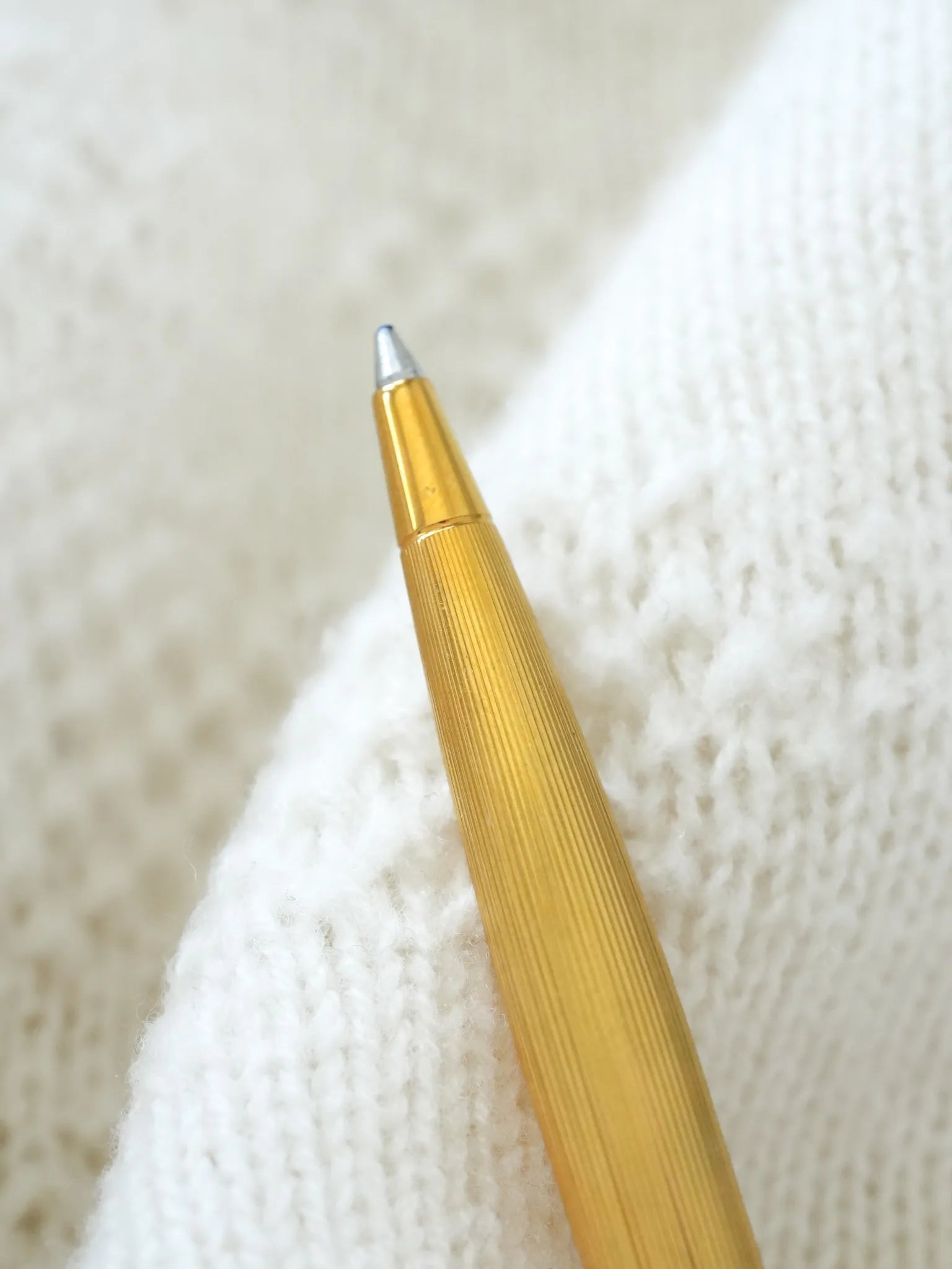 Parker - Stylo bille PARKER 75 Milleraies plaqué or logo large - 1970s - Atelier Victor - Vintage Shop