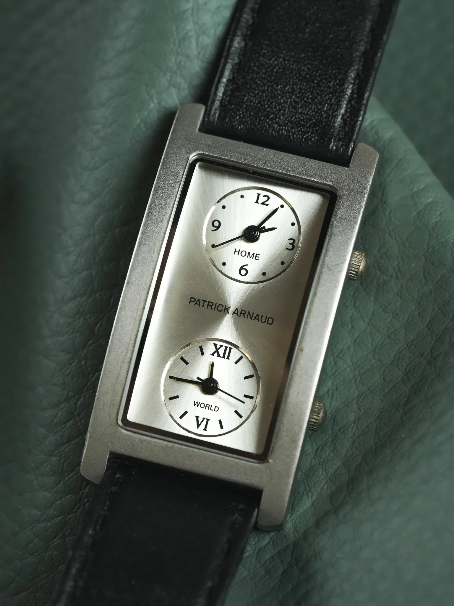 Patrick Arnaud - Tank Allongée GMT 2 mouvements - 2000s - Atelier Victor