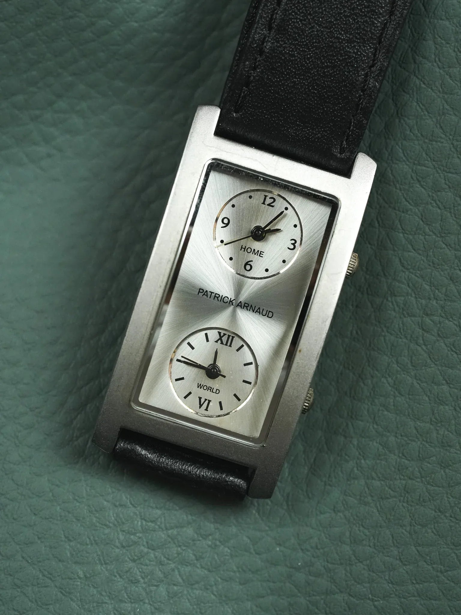 Patrick Arnaud - Tank Allongée GMT 2 mouvements - 2000s - Atelier Victor