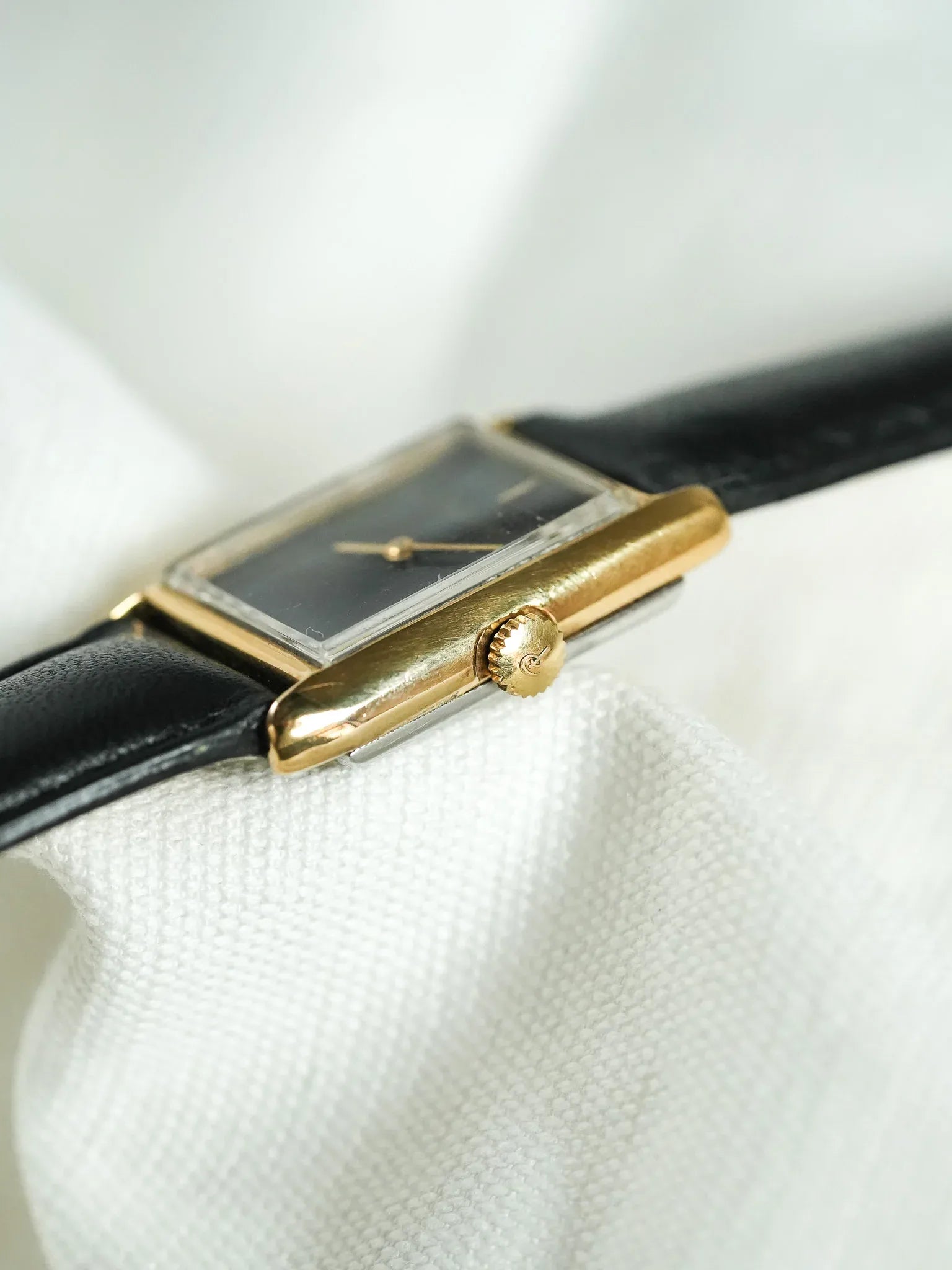 Philips Watch - Mini Tank Or Cadran noir - 1980s - Atelier Victor