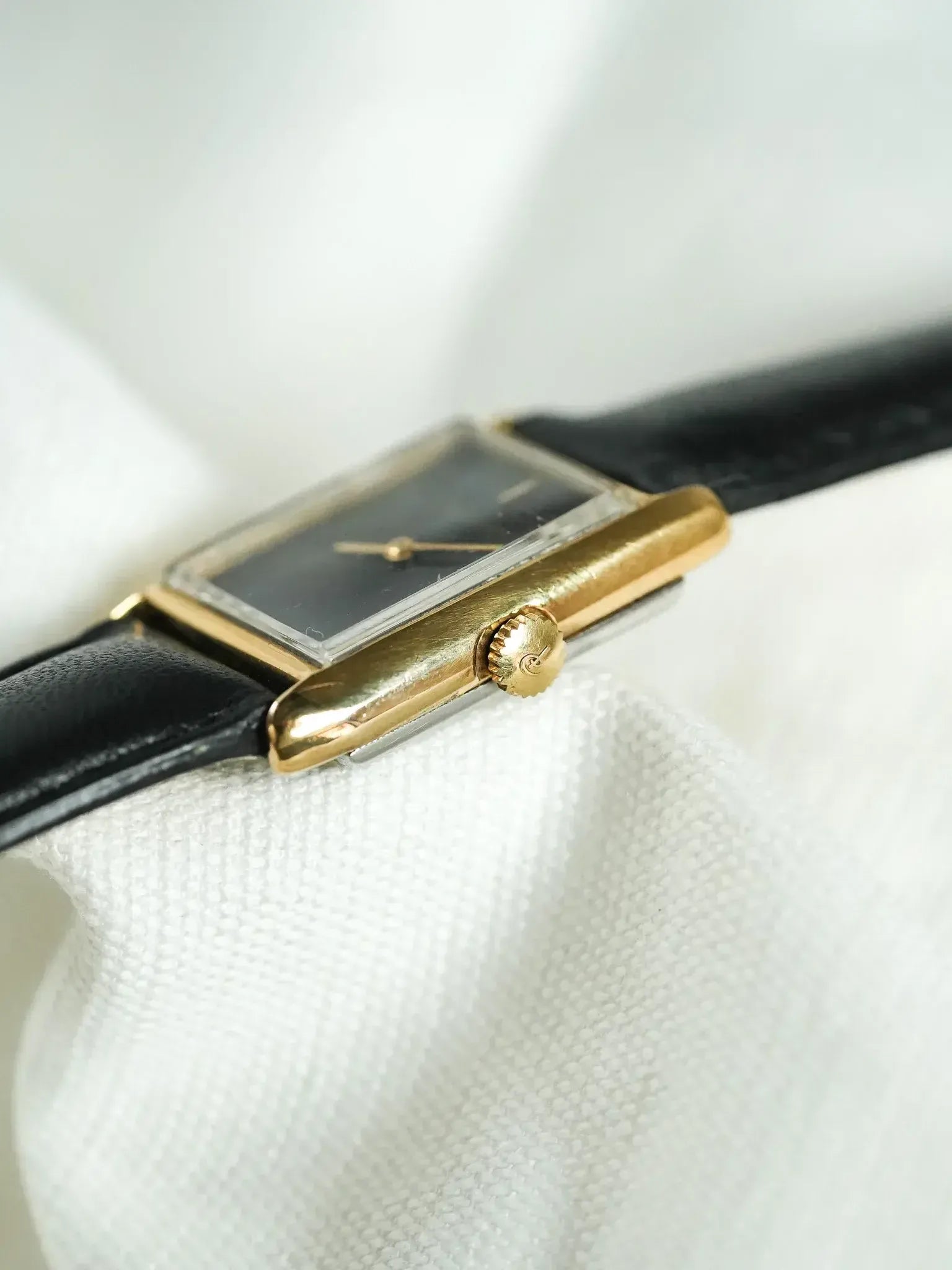 Philips Watch - Mini Tank Or Cadran noir - 1980s - Atelier Victor