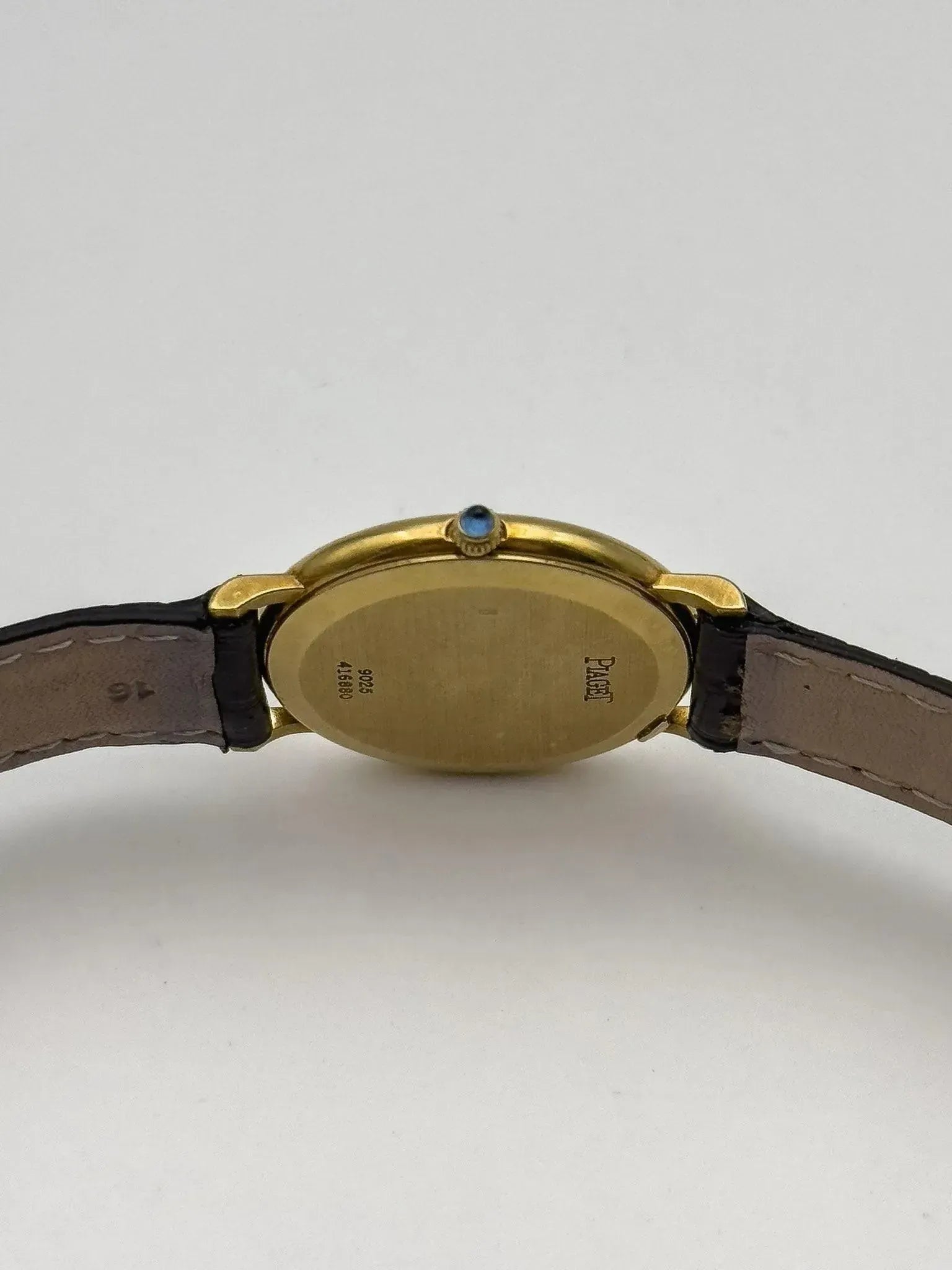 Piaget - 9025 18K Gold - 1970's - Atelier Victor