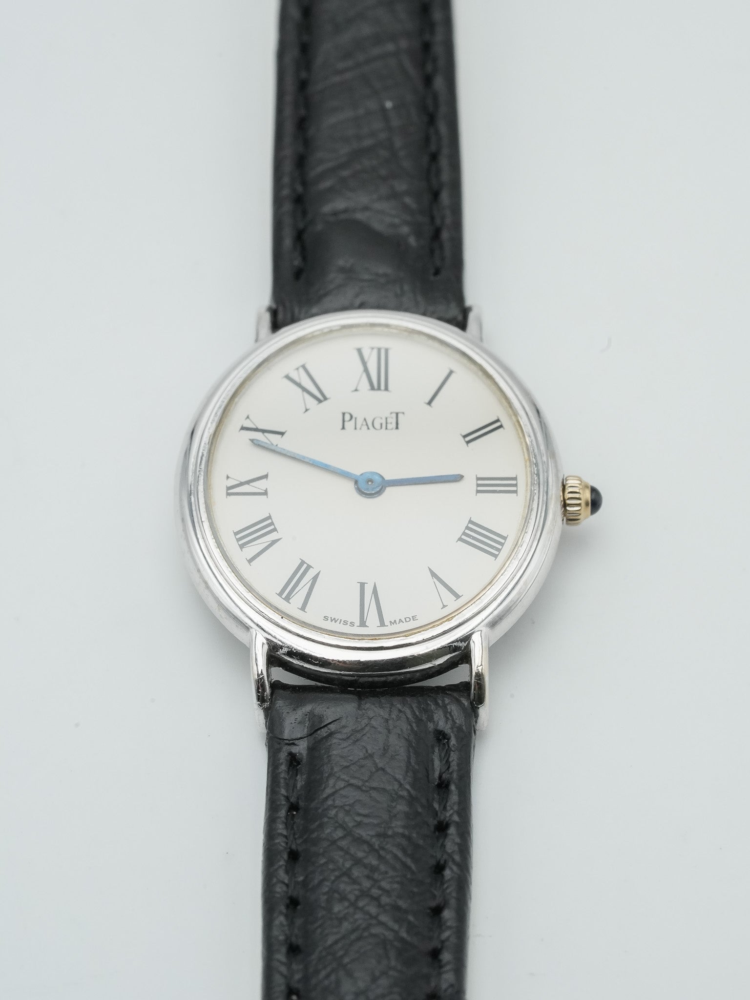 Piaget - 9822 Peite Ellipse Or blanc 18K - 1980s - Atelier Victor - Vintage Shop