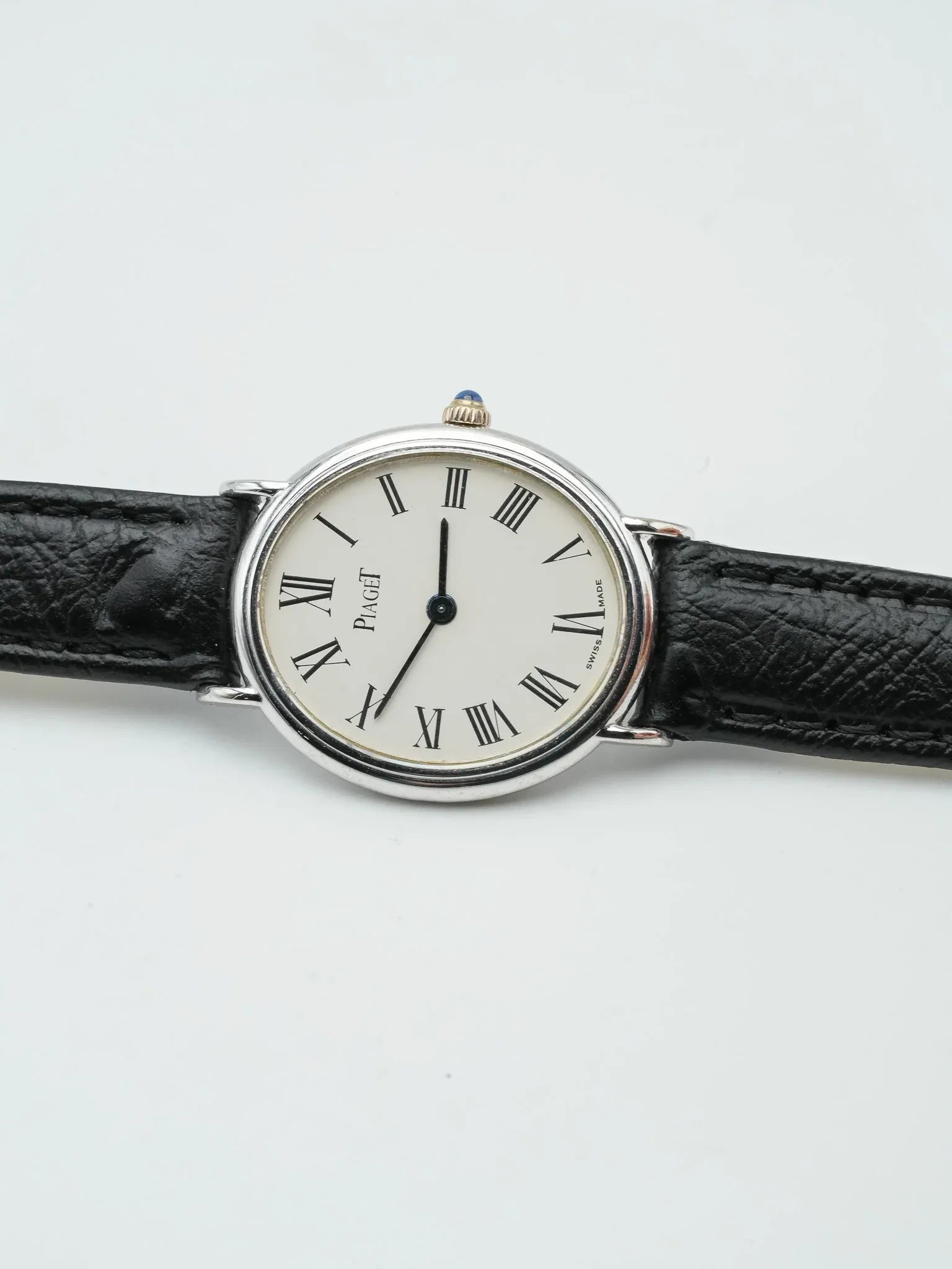 Piaget - 9822 Peite Ellipse Or blanc 18K - 1980s - Atelier Victor - Vintage Shop