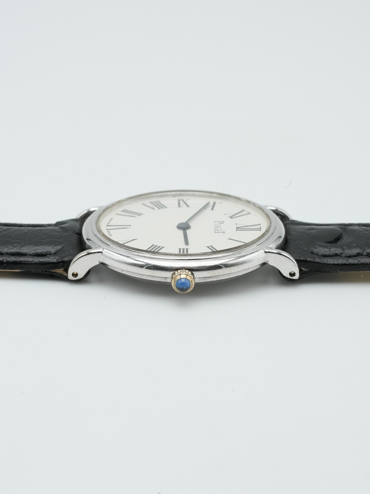 Piaget - 9822 Peite Ellipse Or blanc 18K - 1980s - Atelier Victor - Vintage Shop