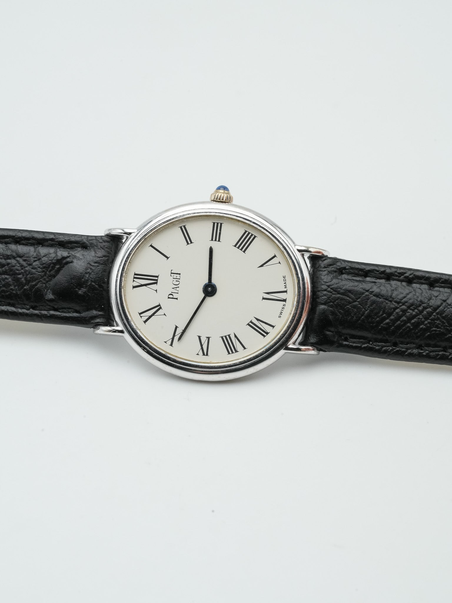 Piaget - 9822 Peite Ellipse Or blanc 18K - 1980s - Atelier Victor - Vintage Shop