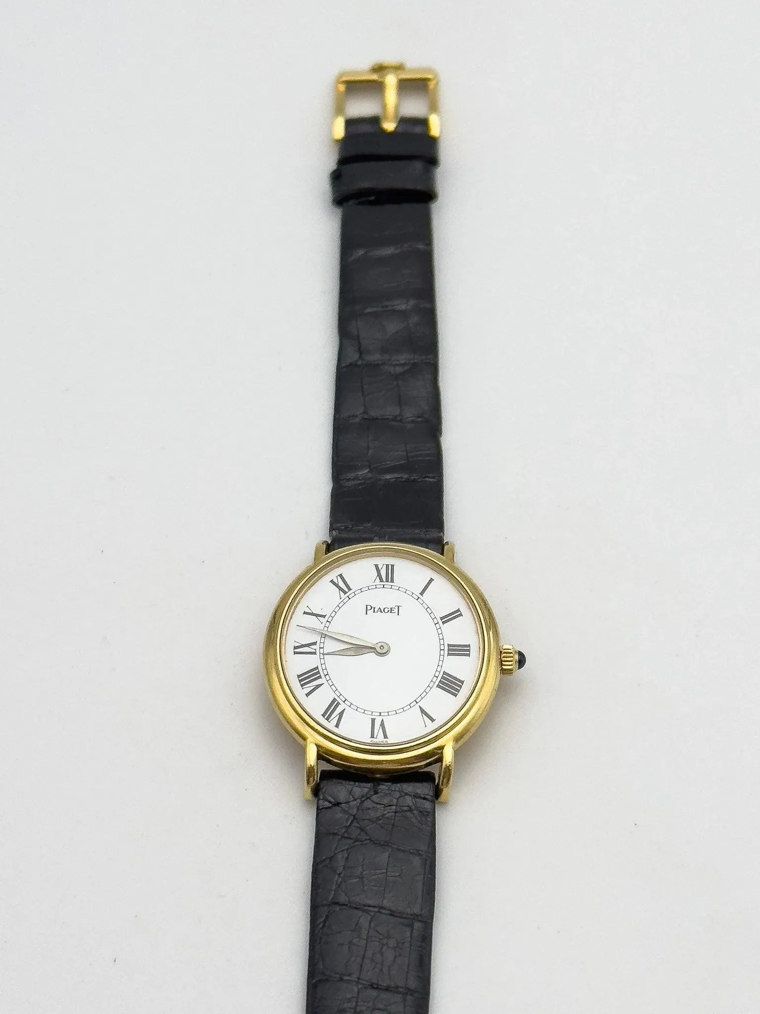 Piaget - Small Ellipse 18k Gold - 1980s - Atelier Victor Paris - Vintage Watch Shop Dubai