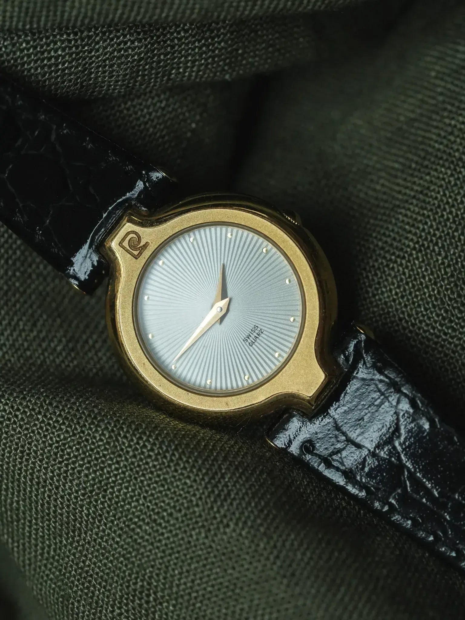 PIerre Cardin - Circle acier or Cadran guilloché - NOS - 1980s - Atelier Victor