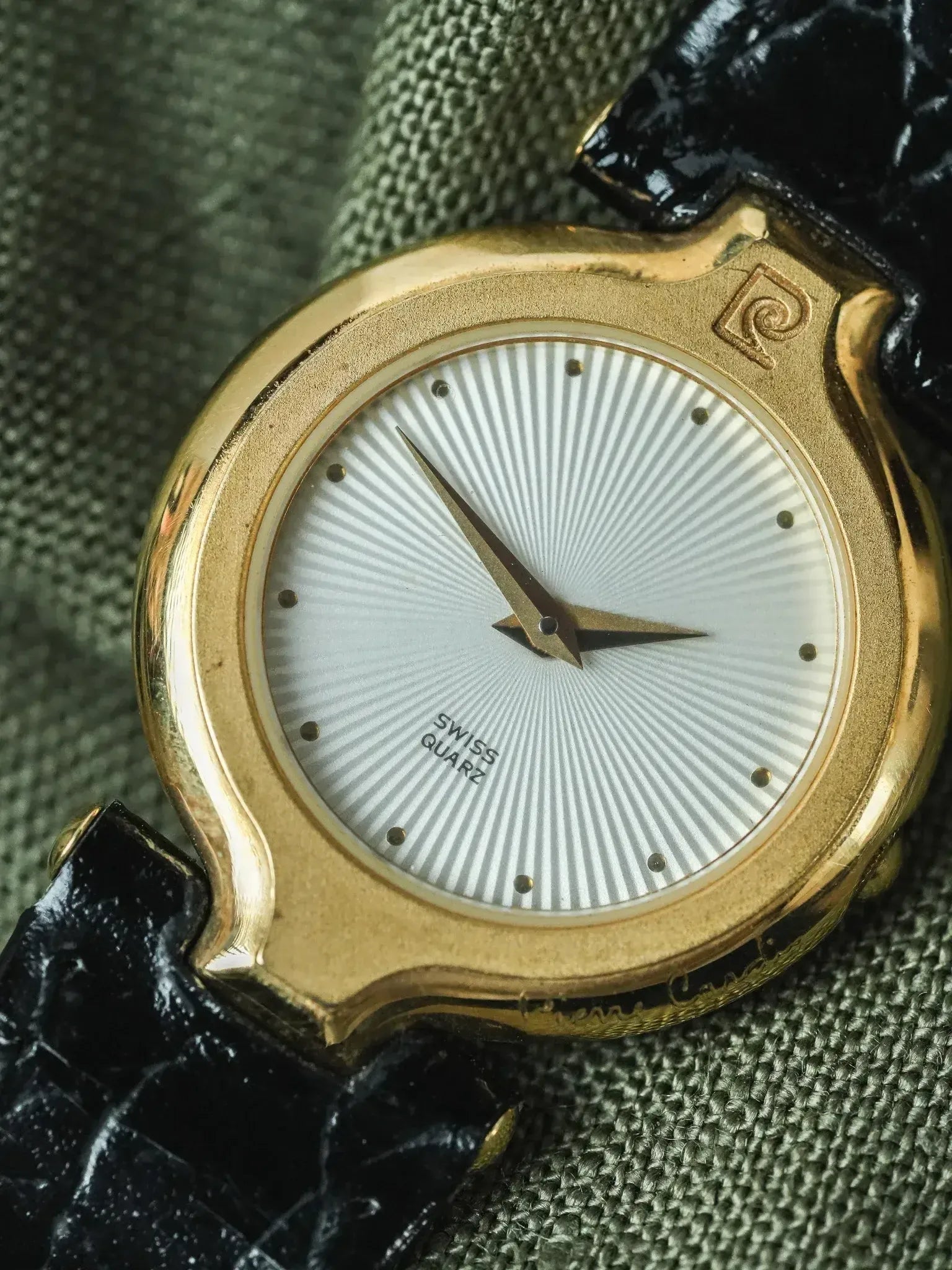 PIerre Cardin - Circle acier or Cadran guilloché - NOS - 1980s - Atelier Victor