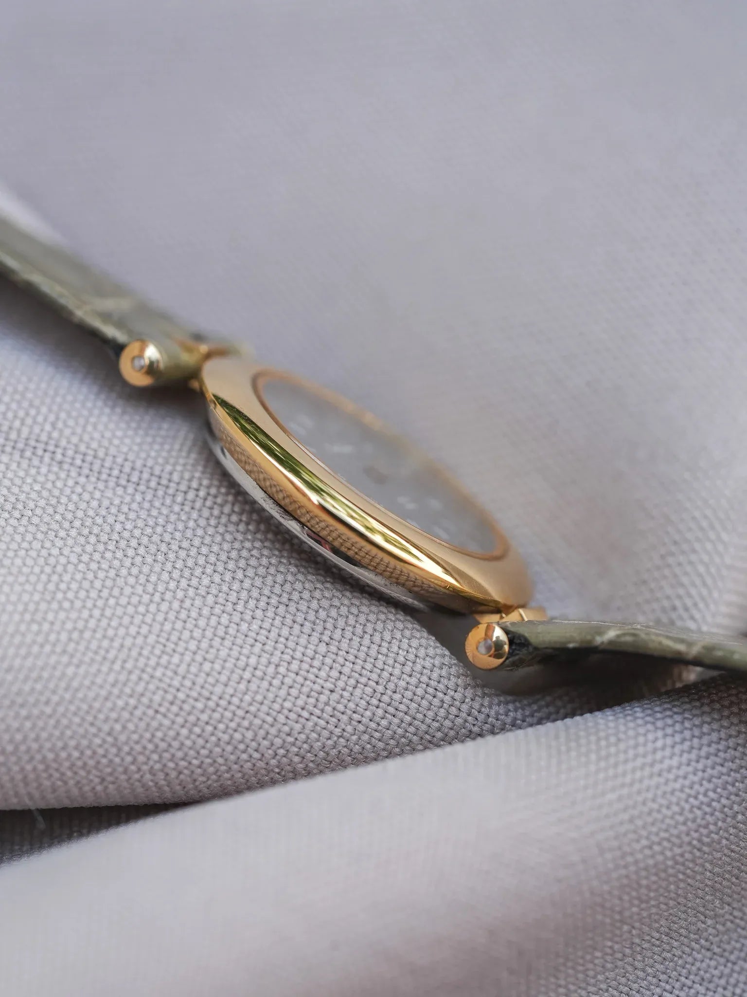 PIerre Cardin - Circle Plaqué or double index anthracite - NOS - 1980s - Atelier Victor - Vintage Shop
