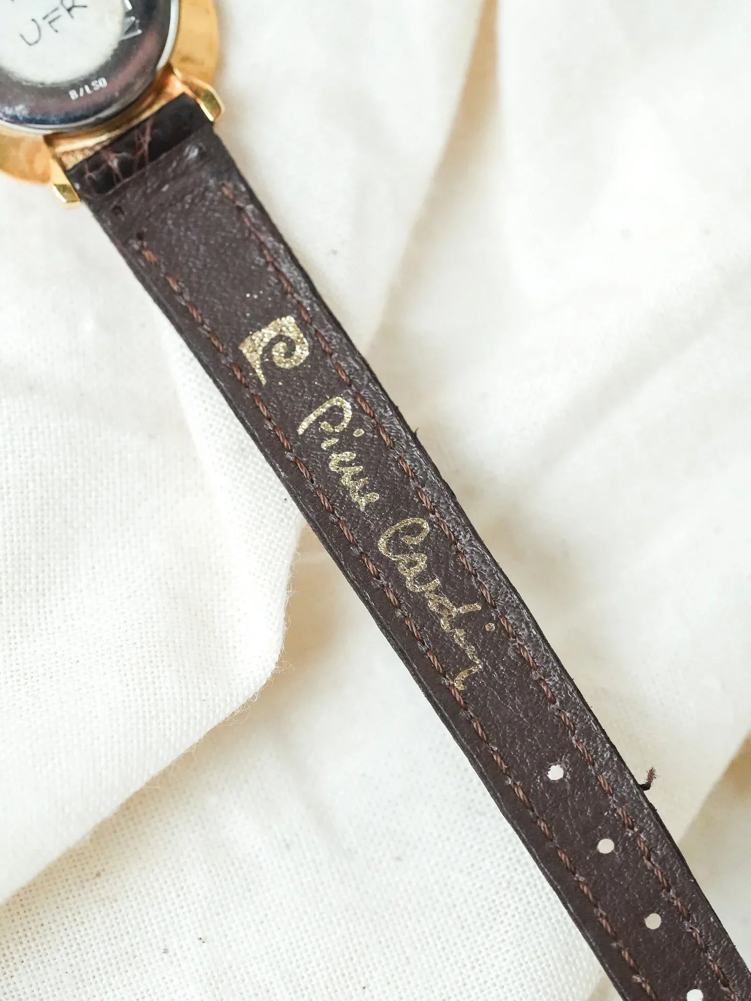 PIerre Cardin - Ellipse Femme Plaqué or Cadran or - NOS - 1980s - Atelier Victor