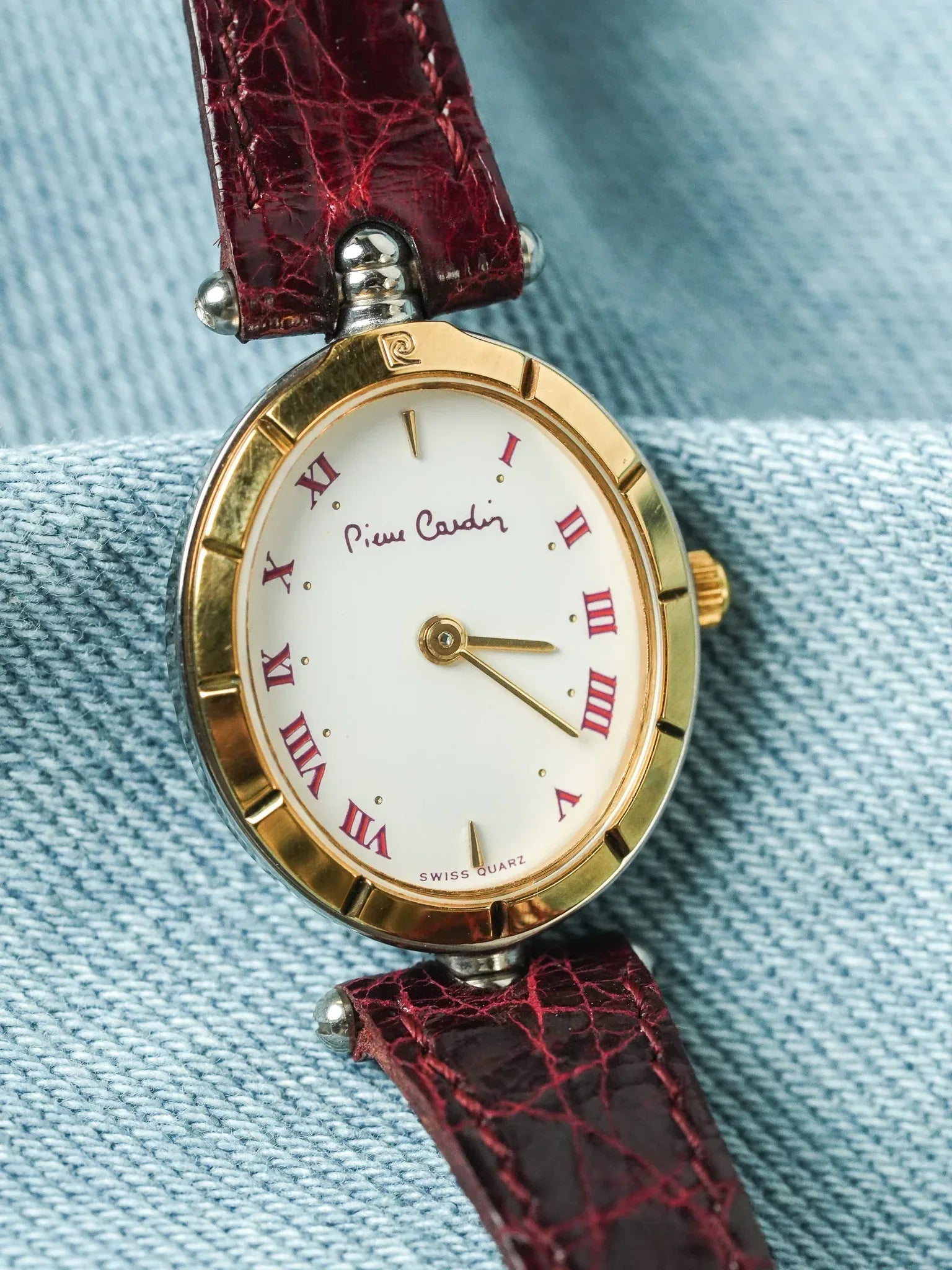 PIerre Cardin - Ellipse Plaqué or Cadran blanc index or - NOS - 1980s - Atelier Victor