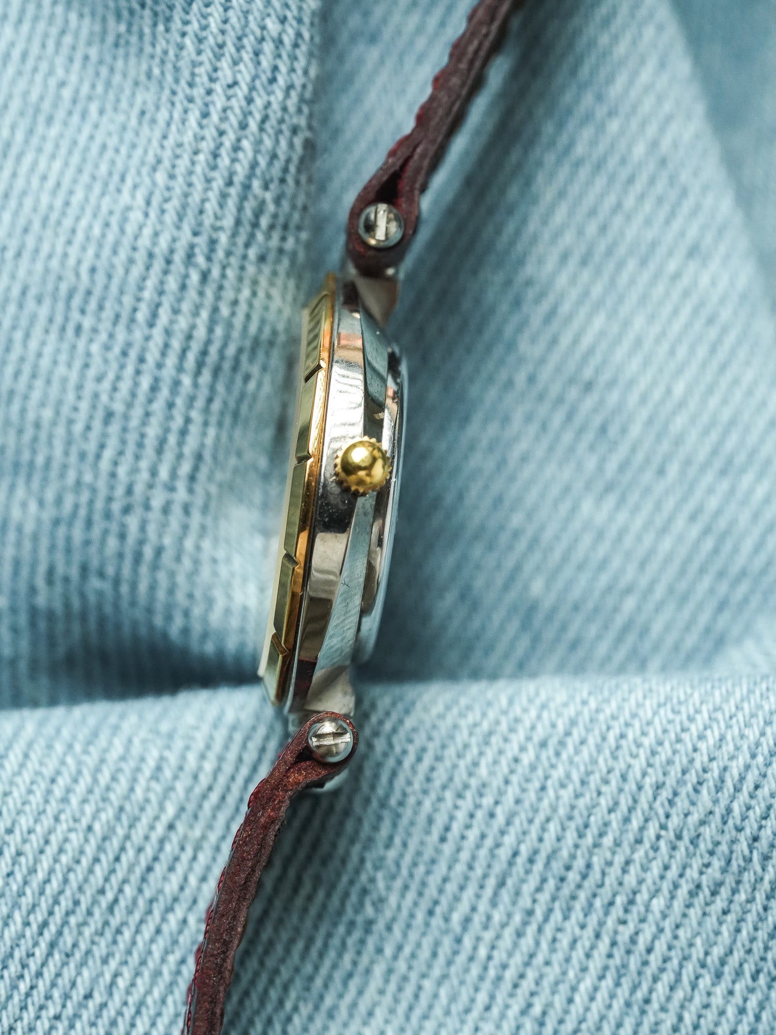 PIerre Cardin - Ellipse Plaqué or Cadran blanc index or - NOS - 1980s - Atelier Victor - Vintage Shop