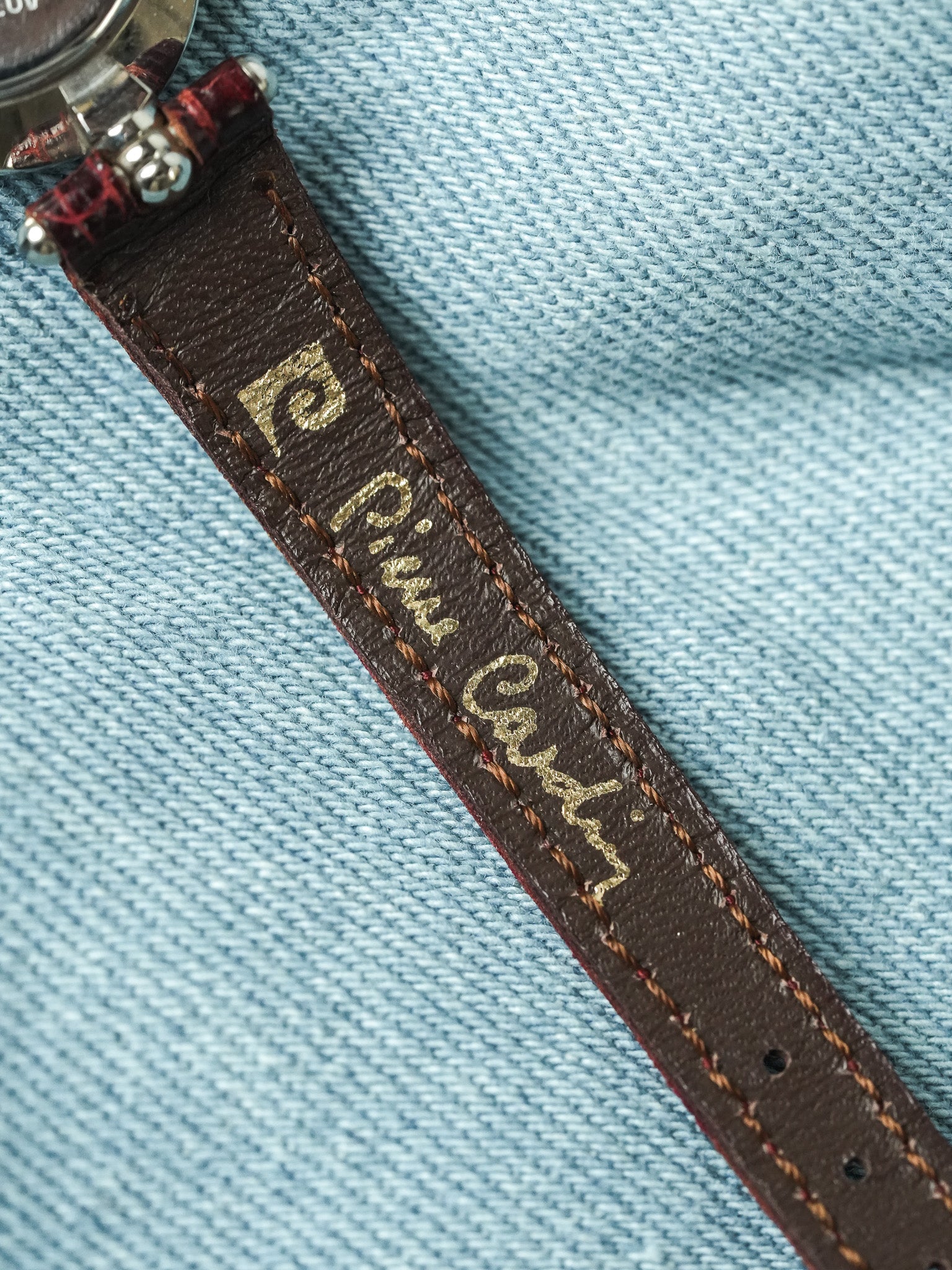 PIerre Cardin - Ellipse Plaqué or Cadran blanc index or - NOS - 1980s - Atelier Victor - Vintage Shop