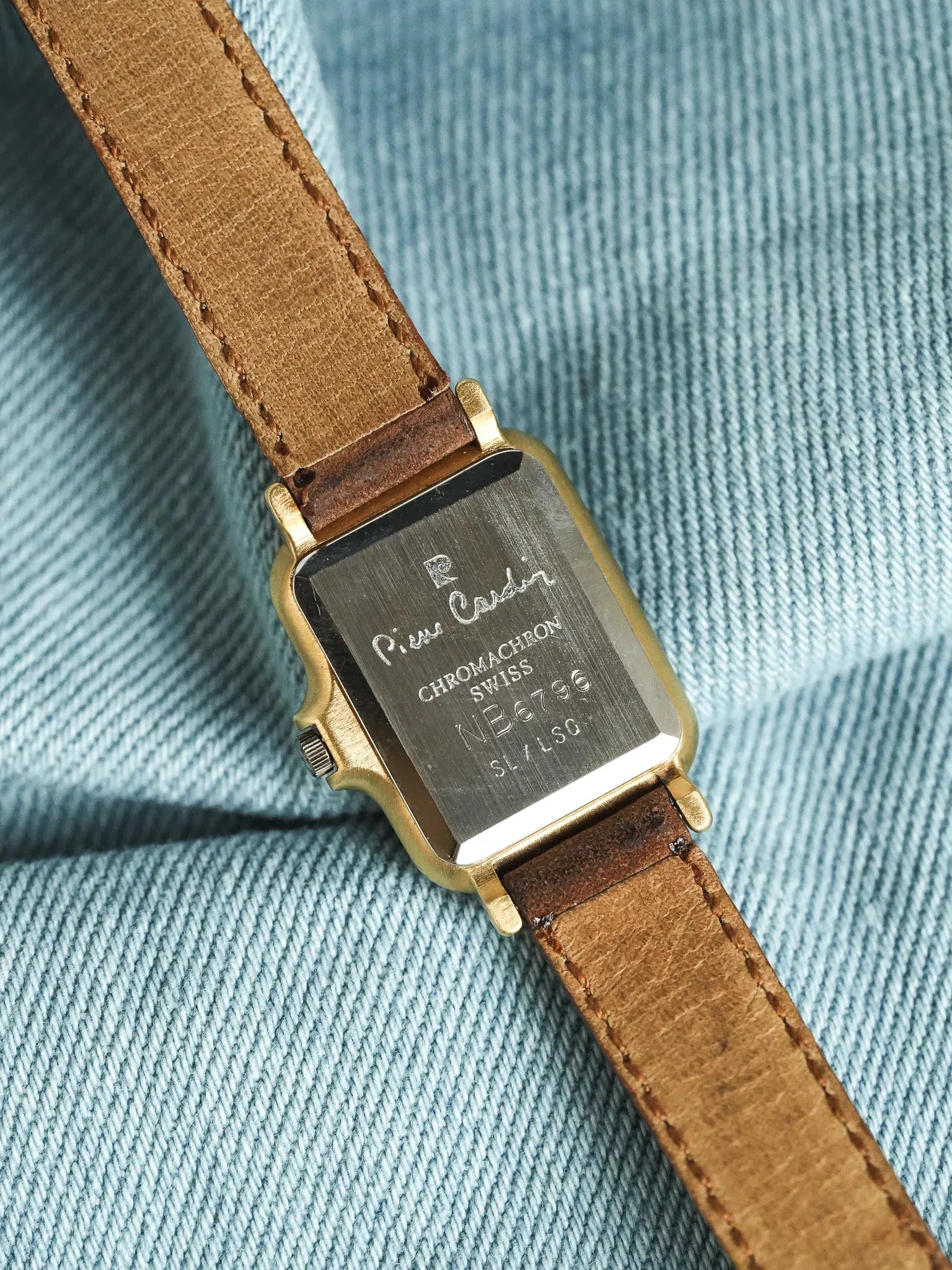 PIerre Cardin - Tank Tapisserie or Couronne "Diamant" - NOS - 1980s - Atelier Victor