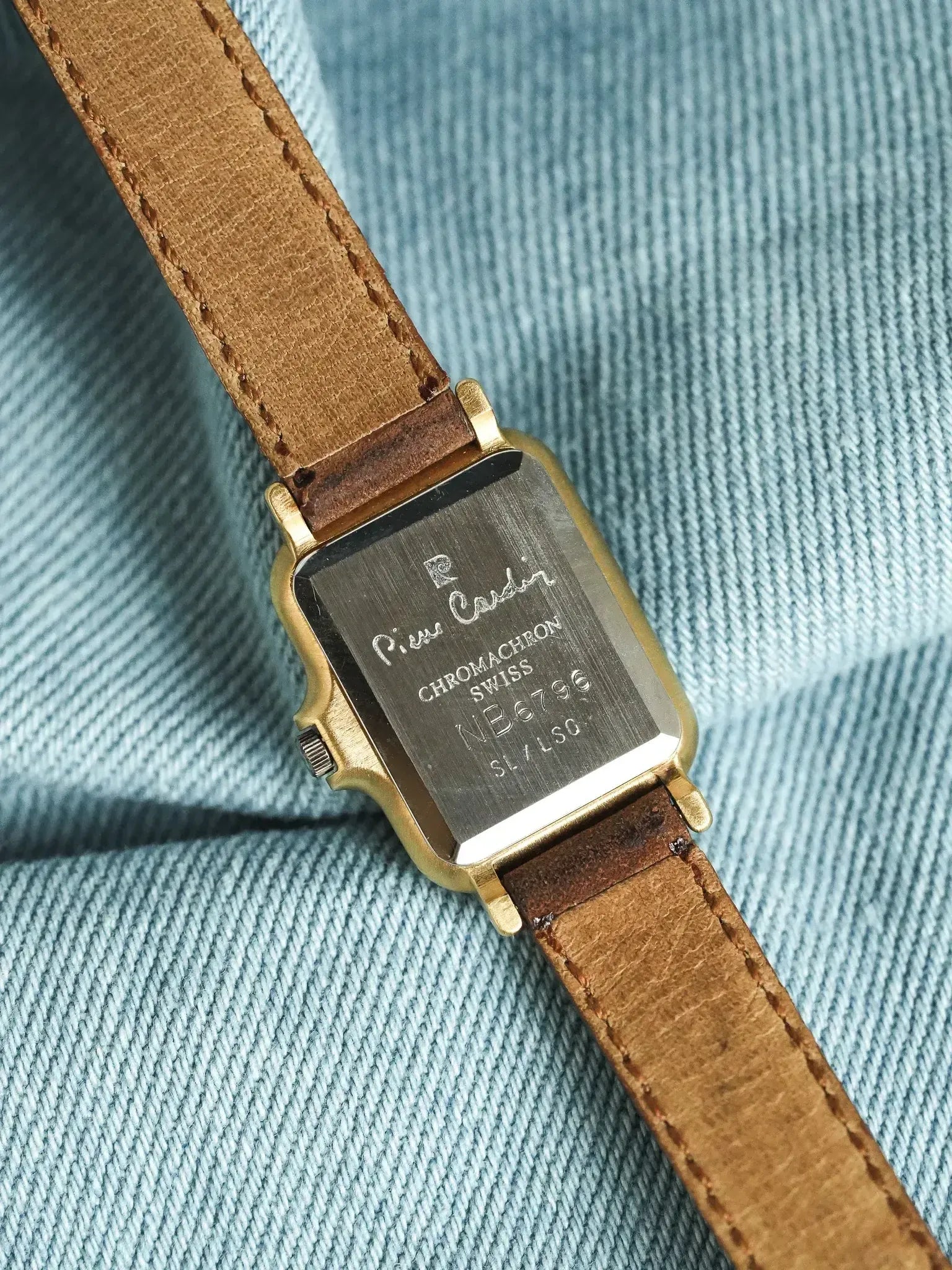 PIerre Cardin - Tank Tapisserie or Couronne "Diamant" - NOS - 1980s - Atelier Victor