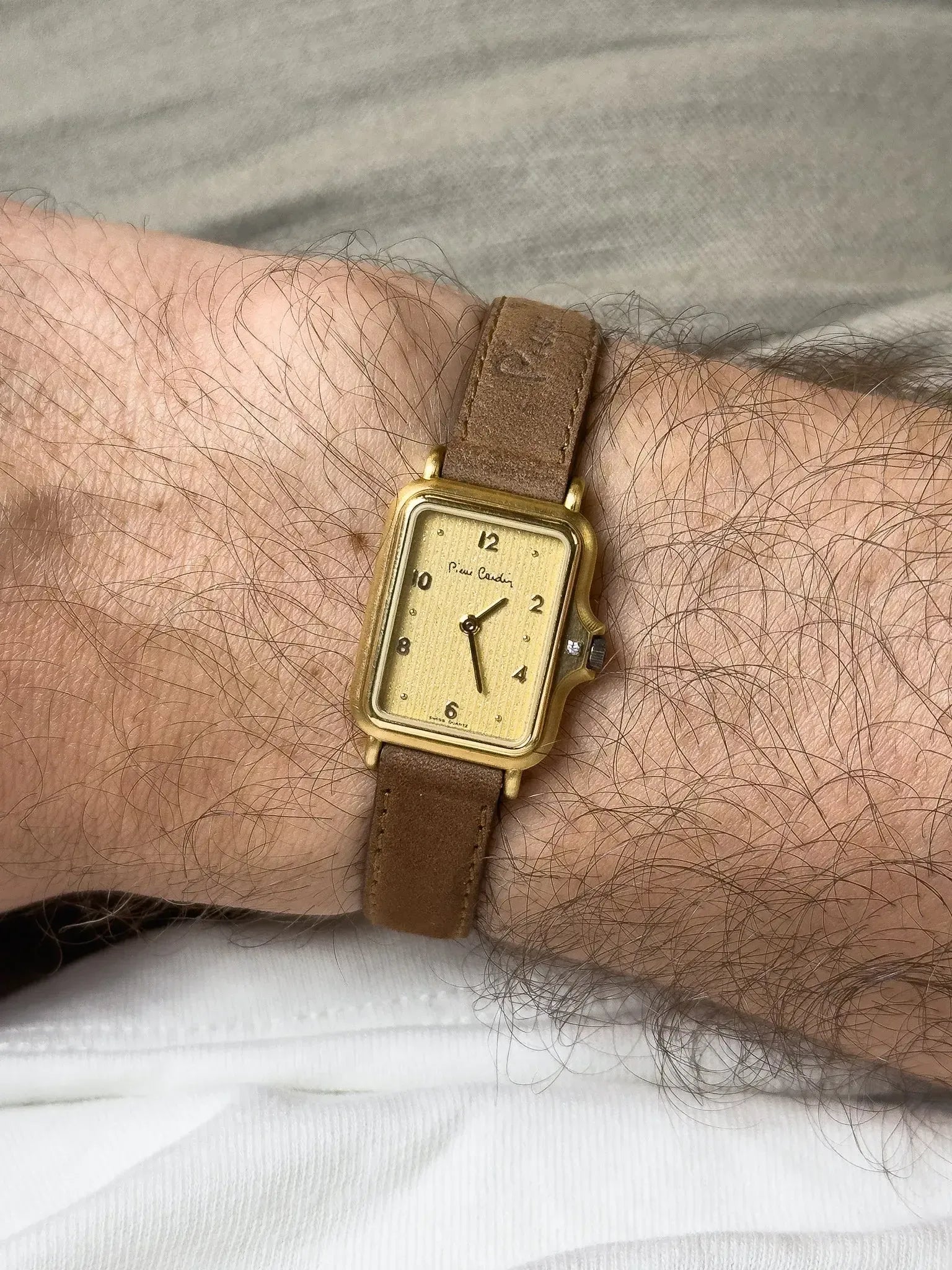 PIerre Cardin - Tank Tapisserie or Couronne "Diamant" - NOS - 1980s - Atelier Victor