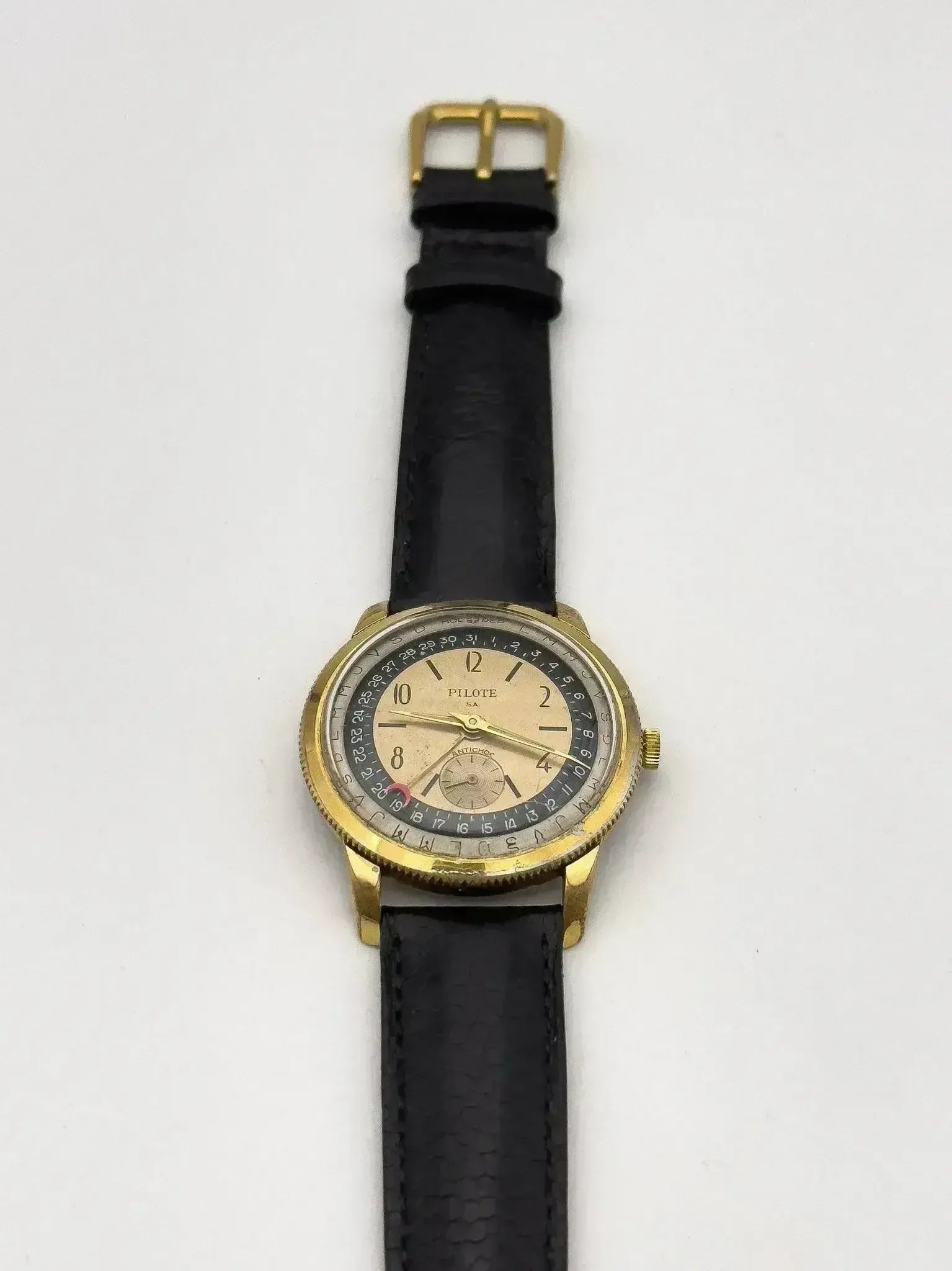Pilote SA - Pointer Day Date - 1960s - Atelier Victor
