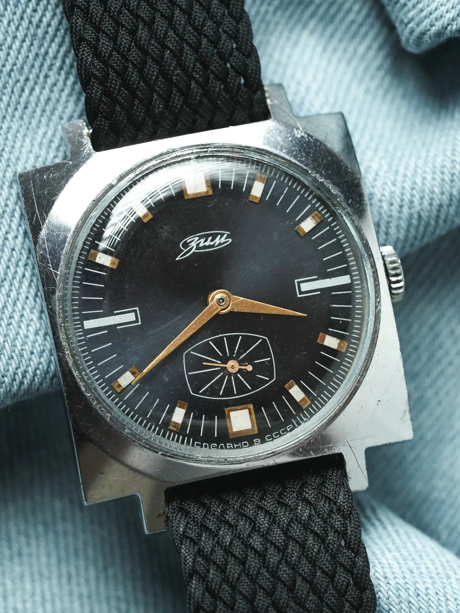 Pobeda Zim - Carré Acier Noir Petite-seconde - 1960s - Atelier Victor
