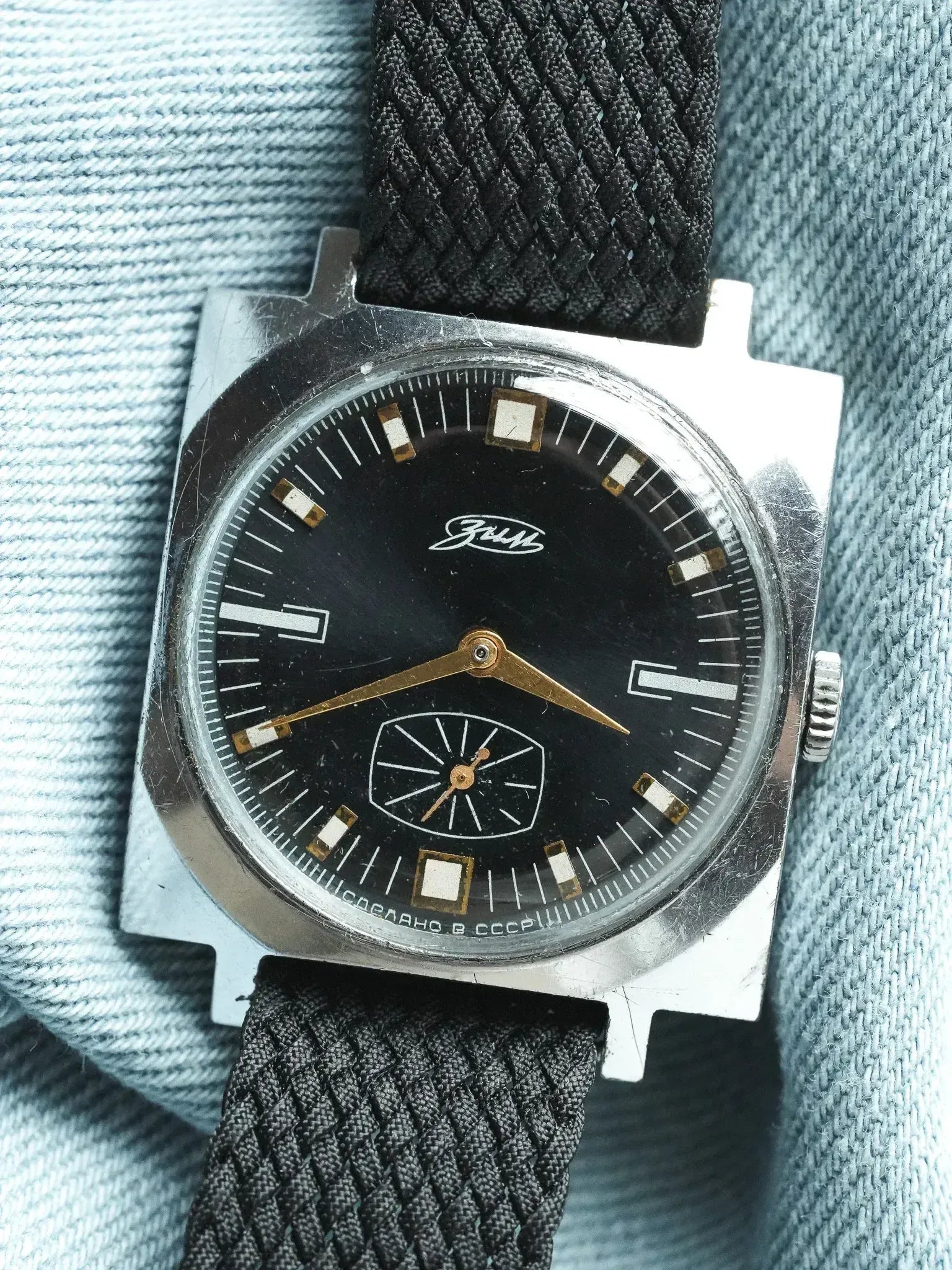 Pobeda Zim - Carré Acier Noir Petite-seconde - 1960s - Atelier Victor