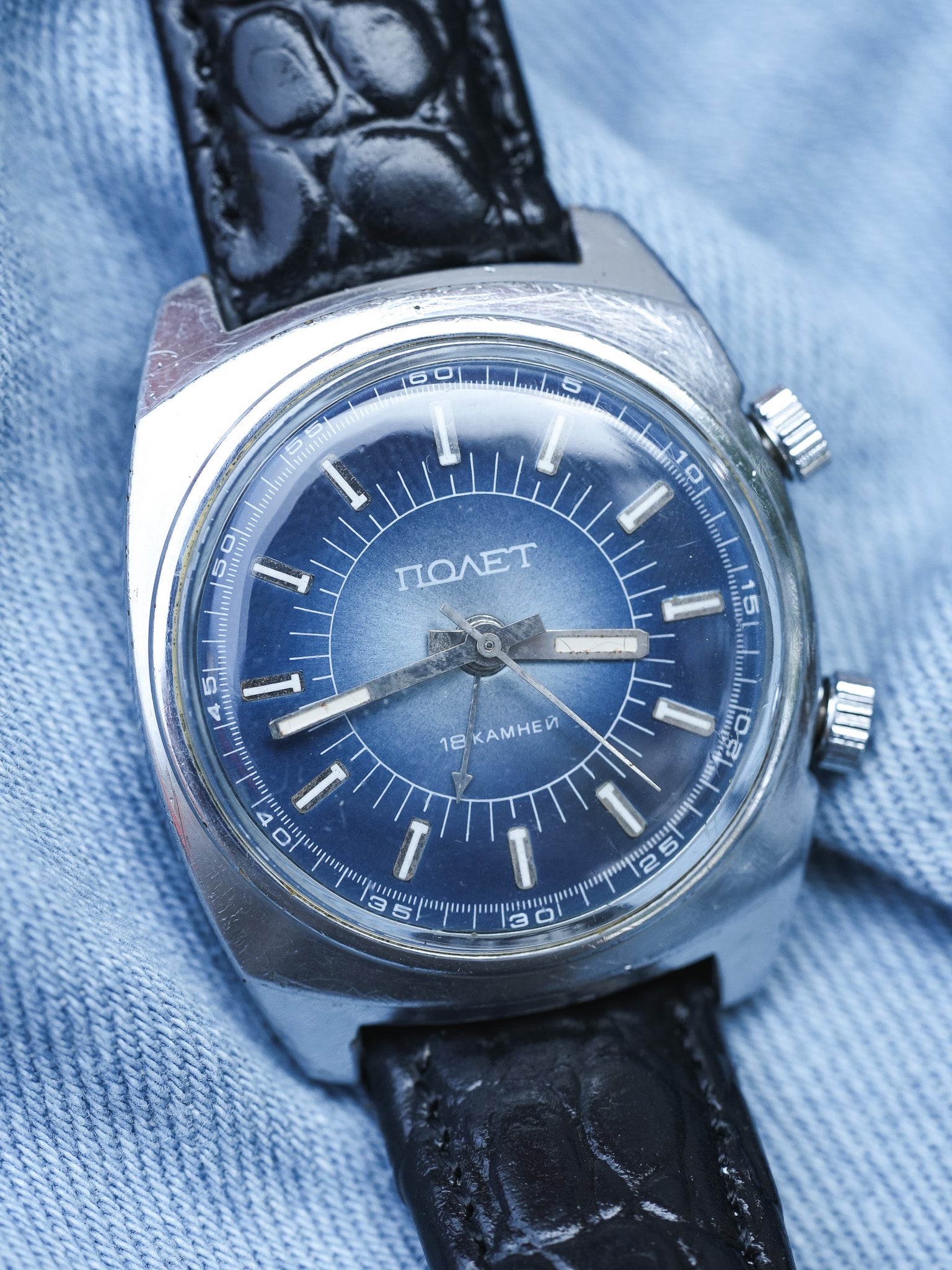 Poljot - Alarme Cadran Bleu - 1970s - Atelier Victor - Vintage Watch Shop