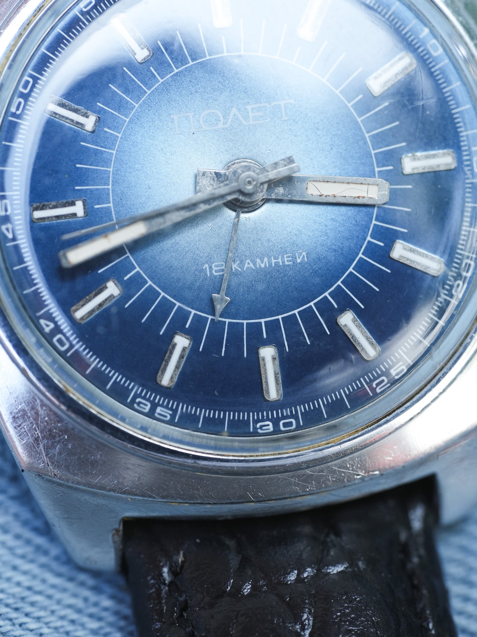 Poljot - Alarme Cadran Bleu - 1970s - Atelier Victor - Vintage Watch Shop