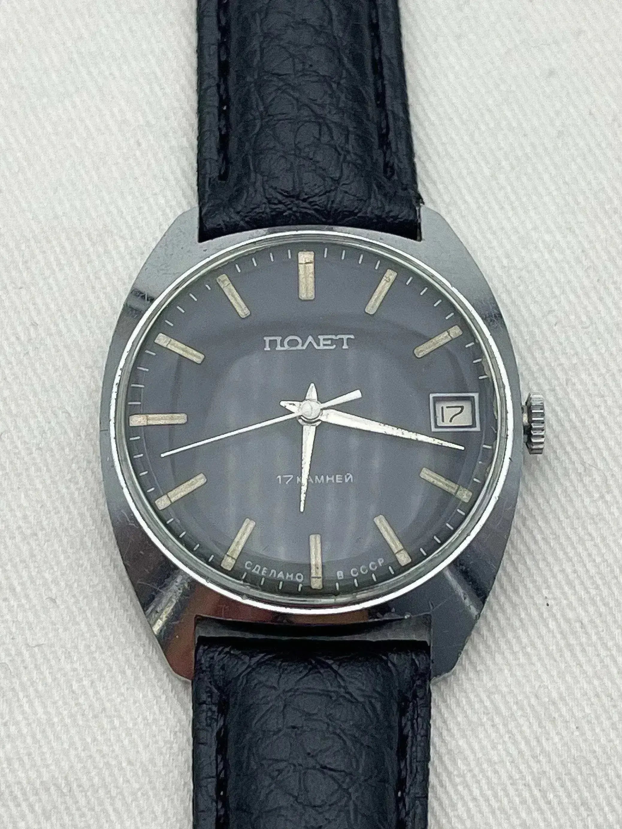 Poljot - Cadra noir date - 1970s - Atelier Victor
