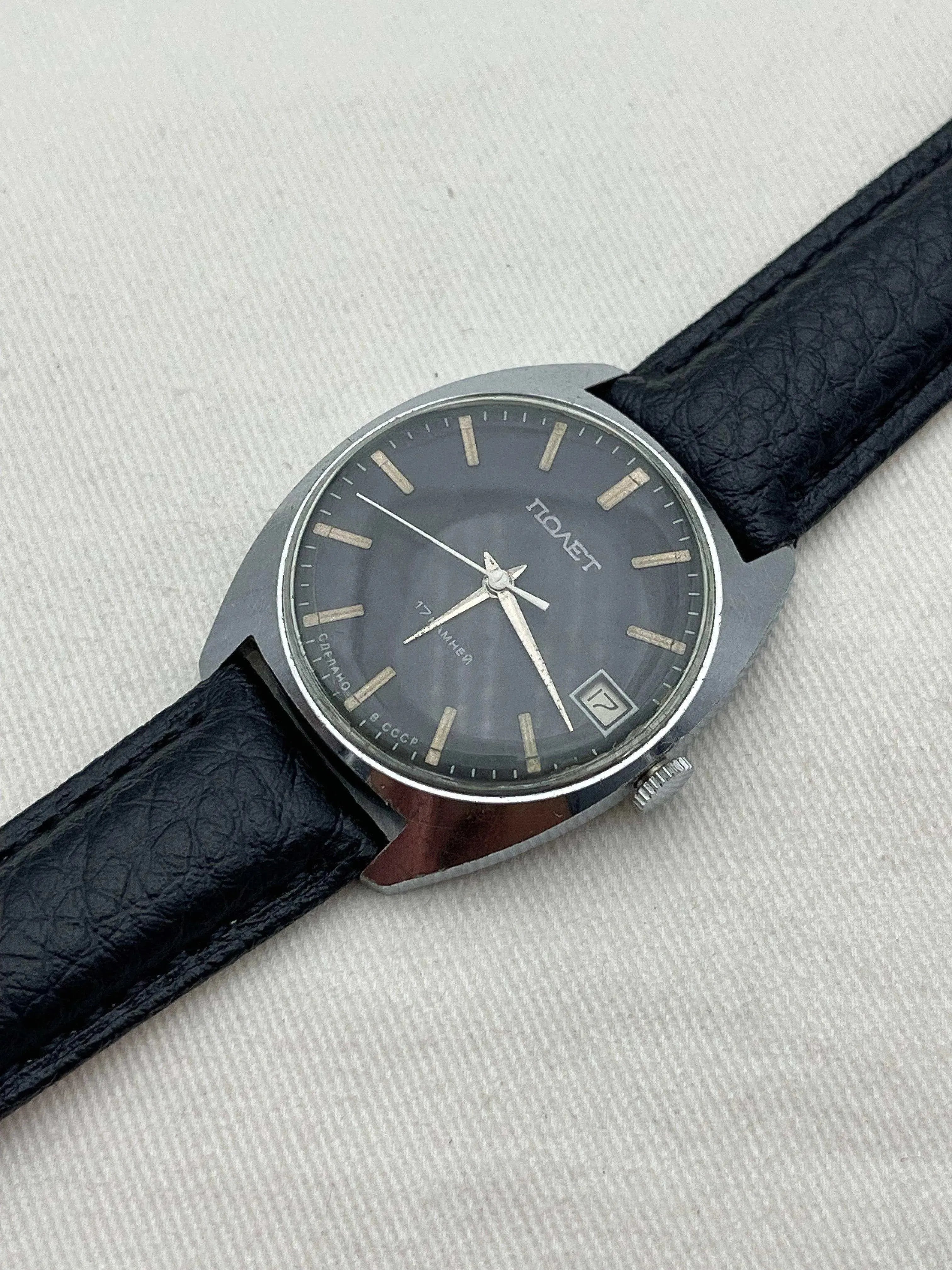 Poljot - Cadra noir date - 1970s - Atelier Victor - Vintage Shop
