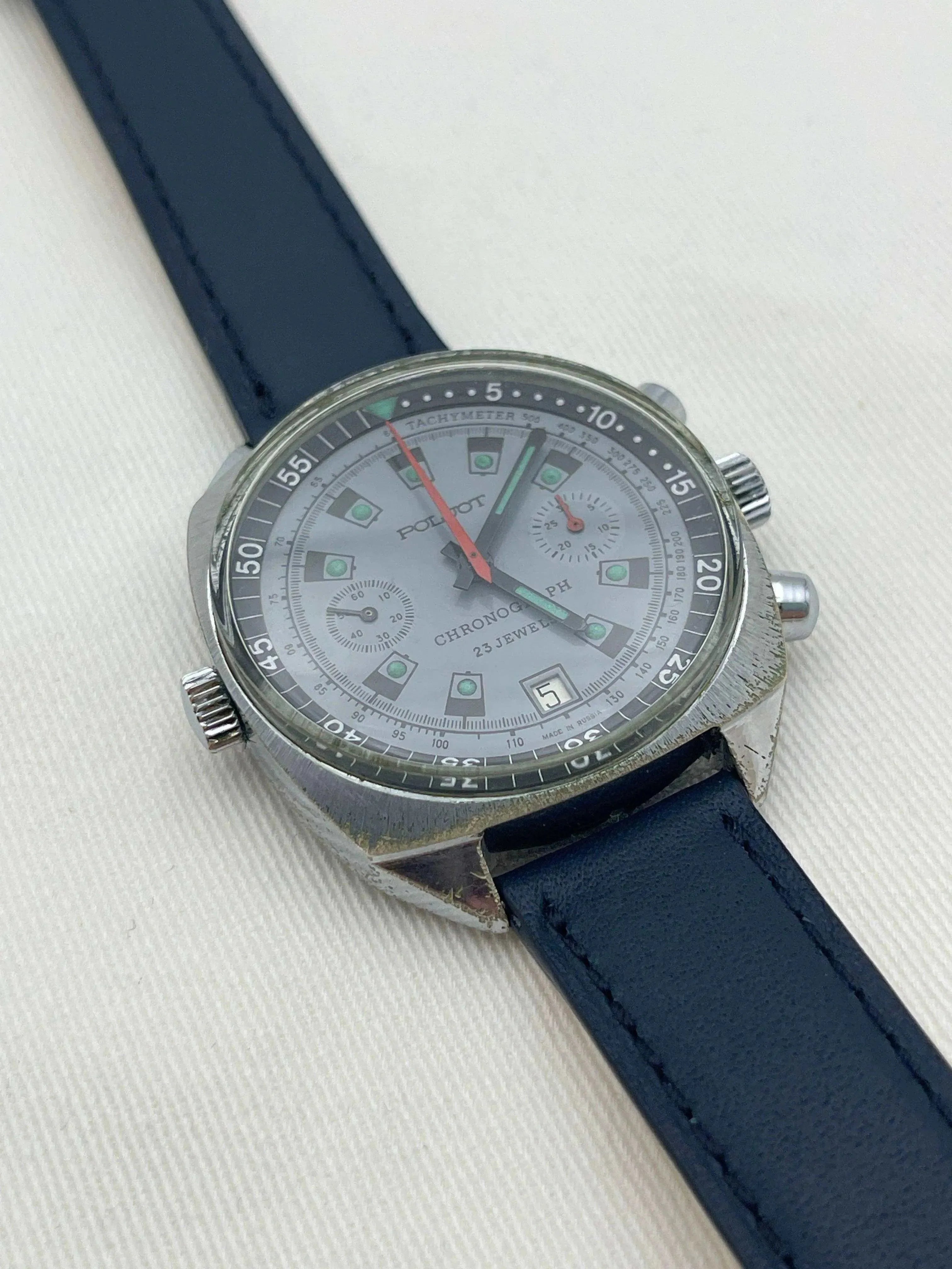 Poljot - Chronographe Date Bleu Lunette intérieure - 1960s - Atelier Victor - Vintage Shop