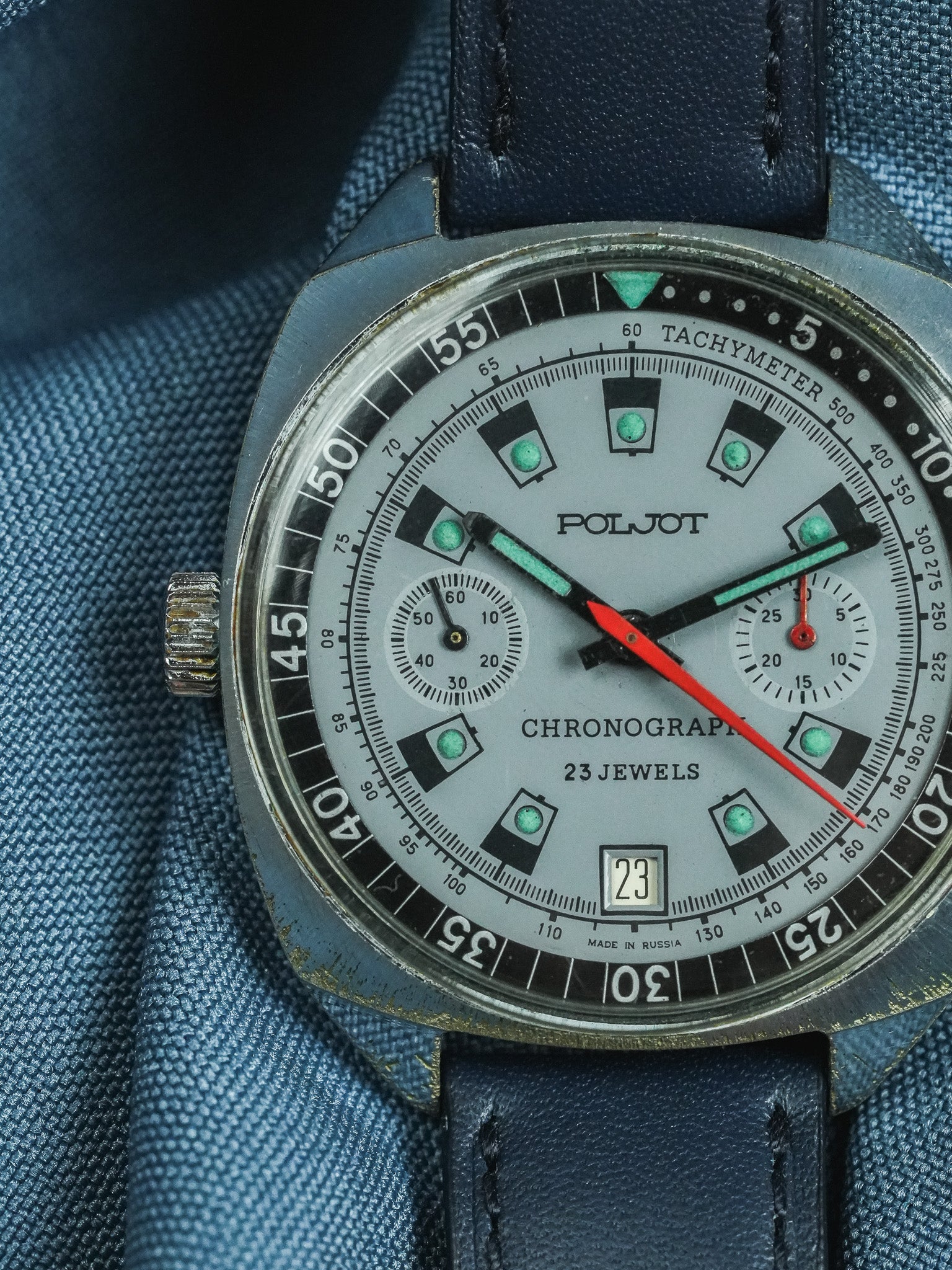 Poljot - Chronographe Date Bleu Lunette intérieure - 1960s - Atelier Victor - Vintage Shop