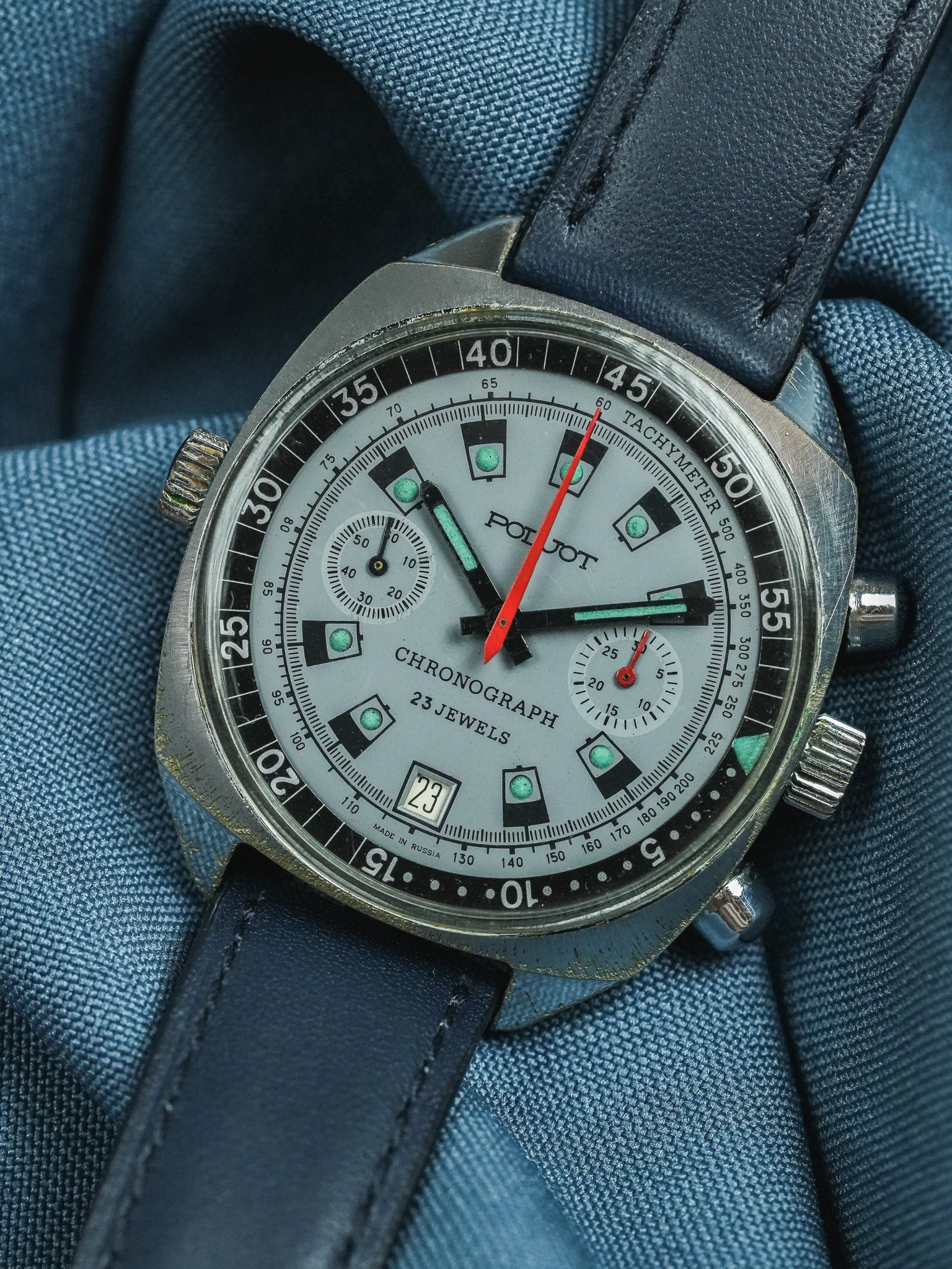 Poljot - Chronographe Date Bleu Lunette intérieure - 1960s - Atelier Victor - Vintage Shop