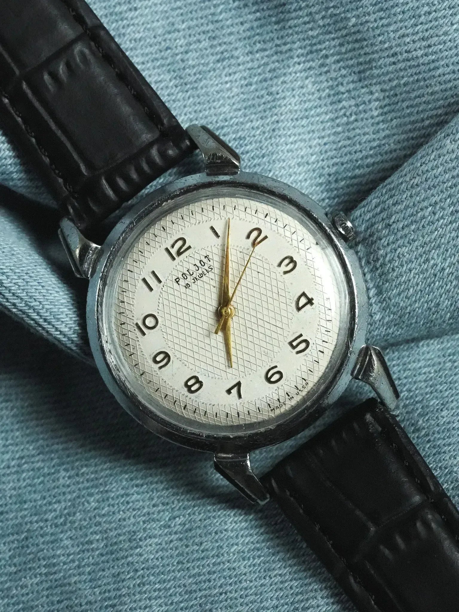 Poljot - Cornes Gouttes d'eau cadran guilloché index or - 1960s - Atelier Victor