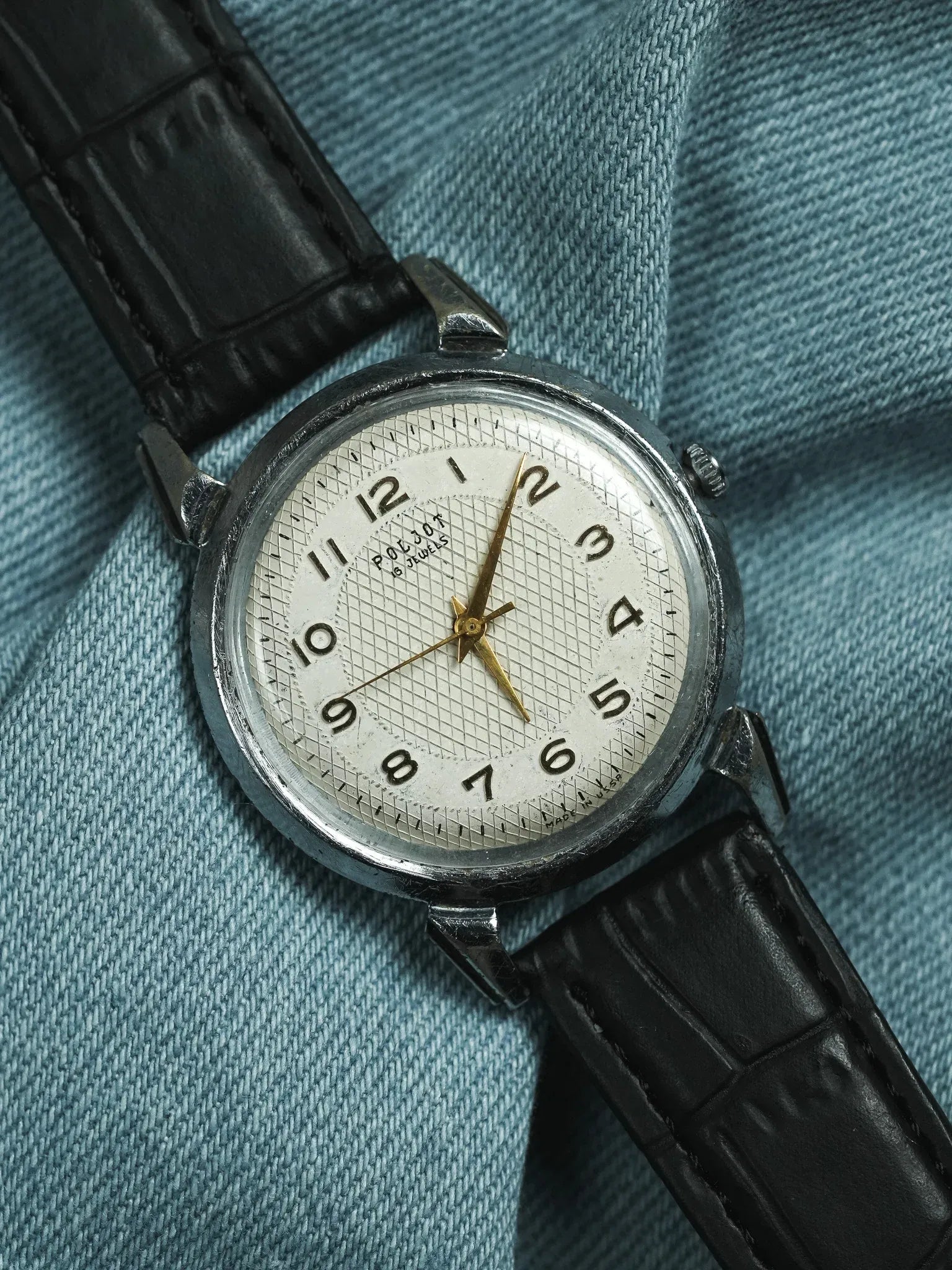 Poljot - Cornes Gouttes d'eau cadran guilloché index or - 1960s - Atelier Victor