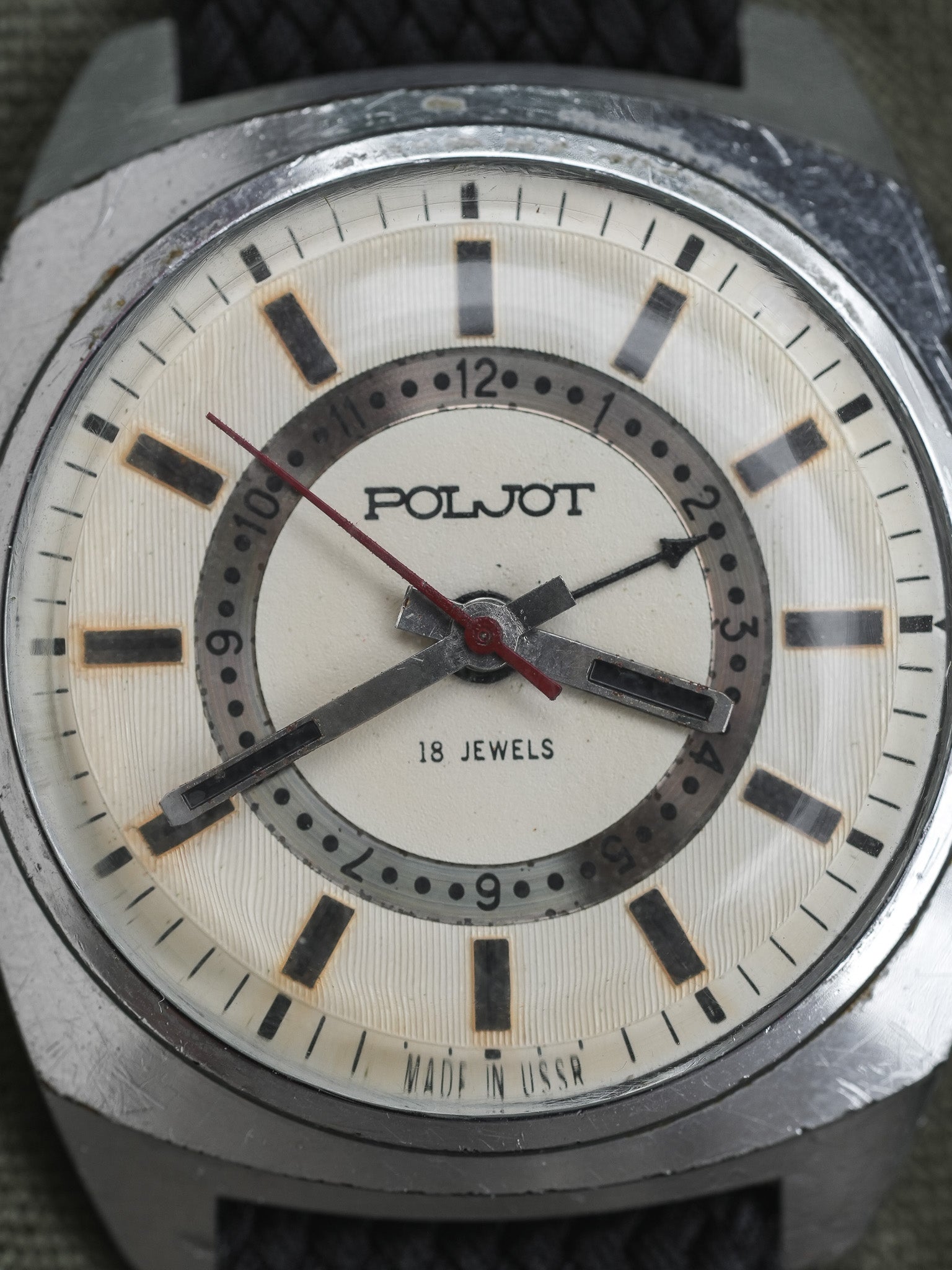 Poljot - Double Index Alarme Acier - 1970s - Atelier Victor - Vintage Shop