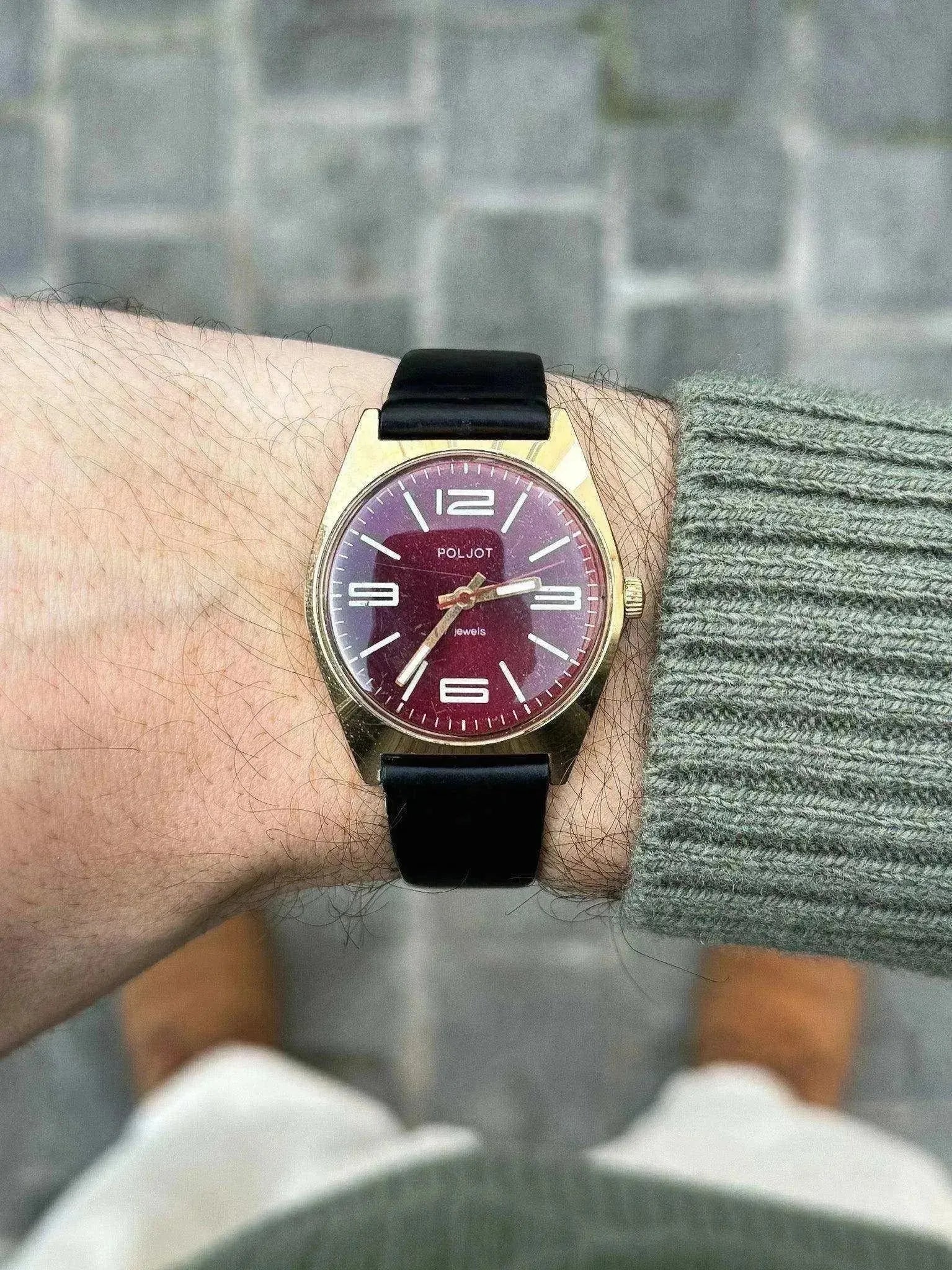 Poljot - Plaque or cadran bordeaux - 1970s - Atelier Victor