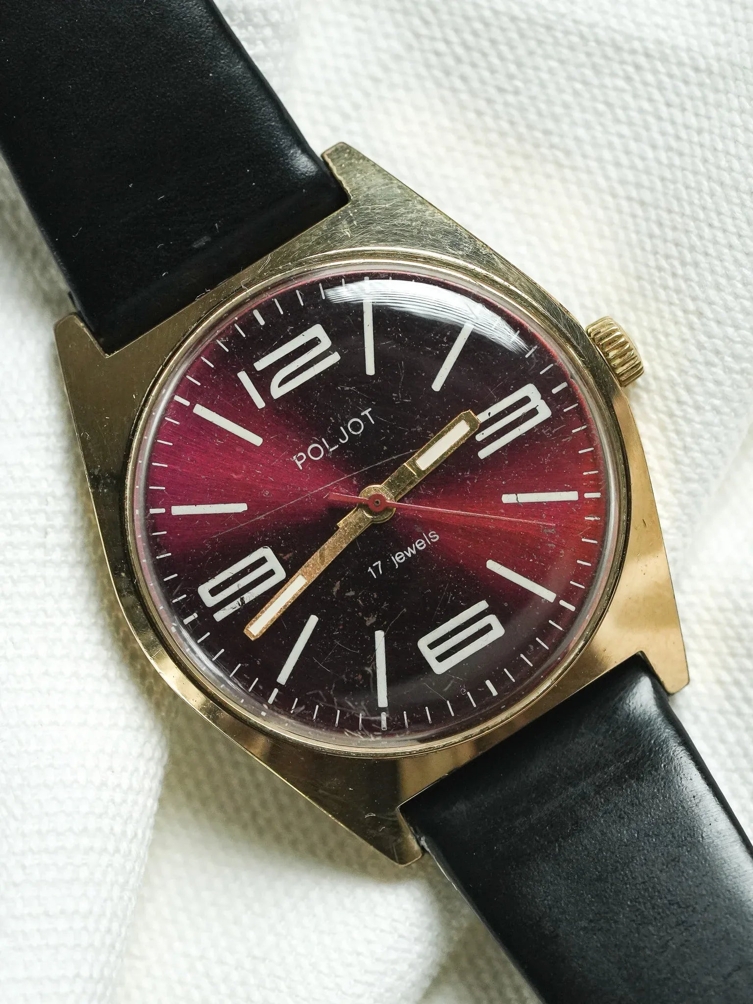 Poljot - Plaque or cadran bordeaux - 1970s - Atelier Victor