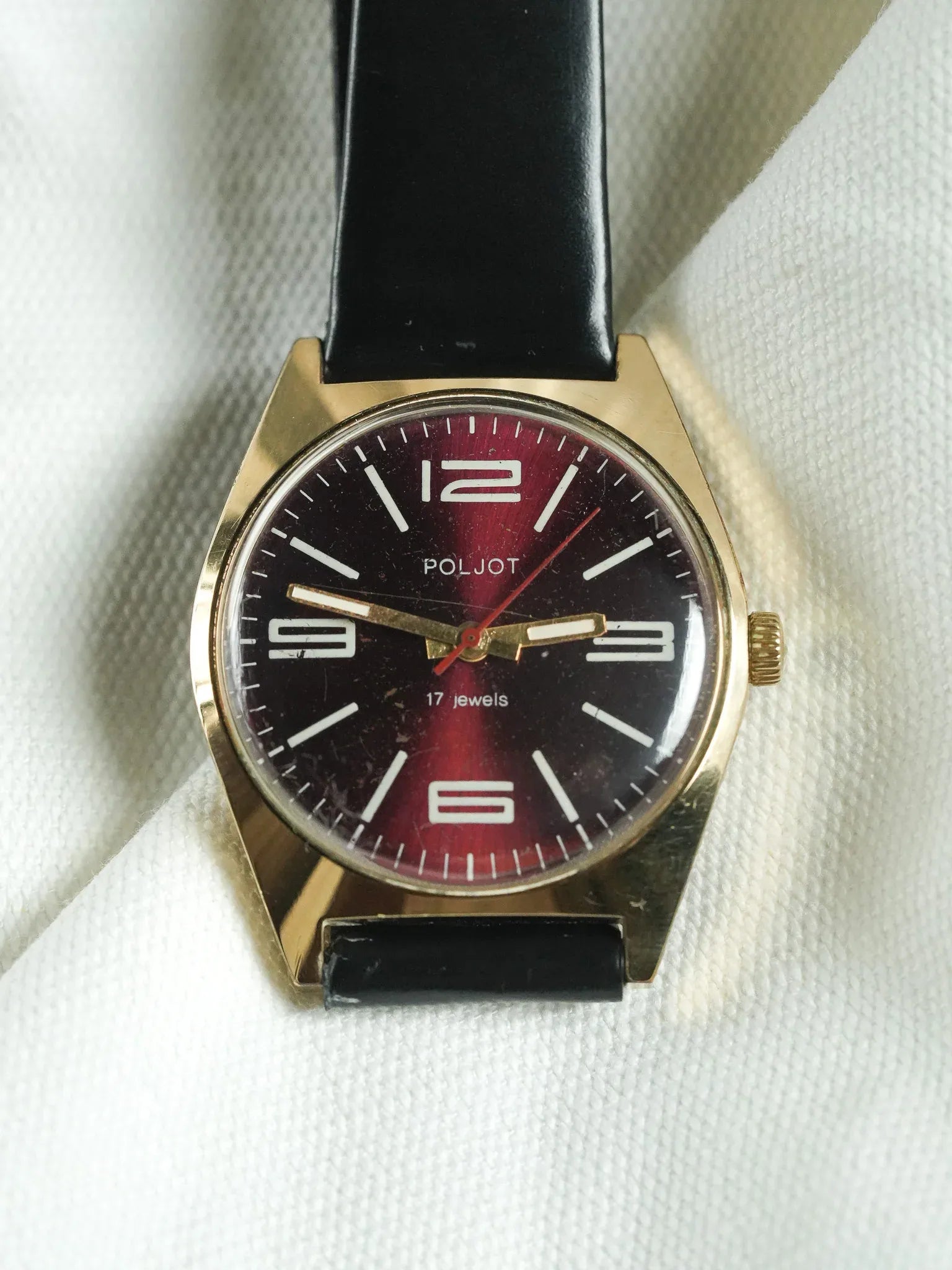 Poljot - Plaque or cadran bordeaux - 1970s - Atelier Victor