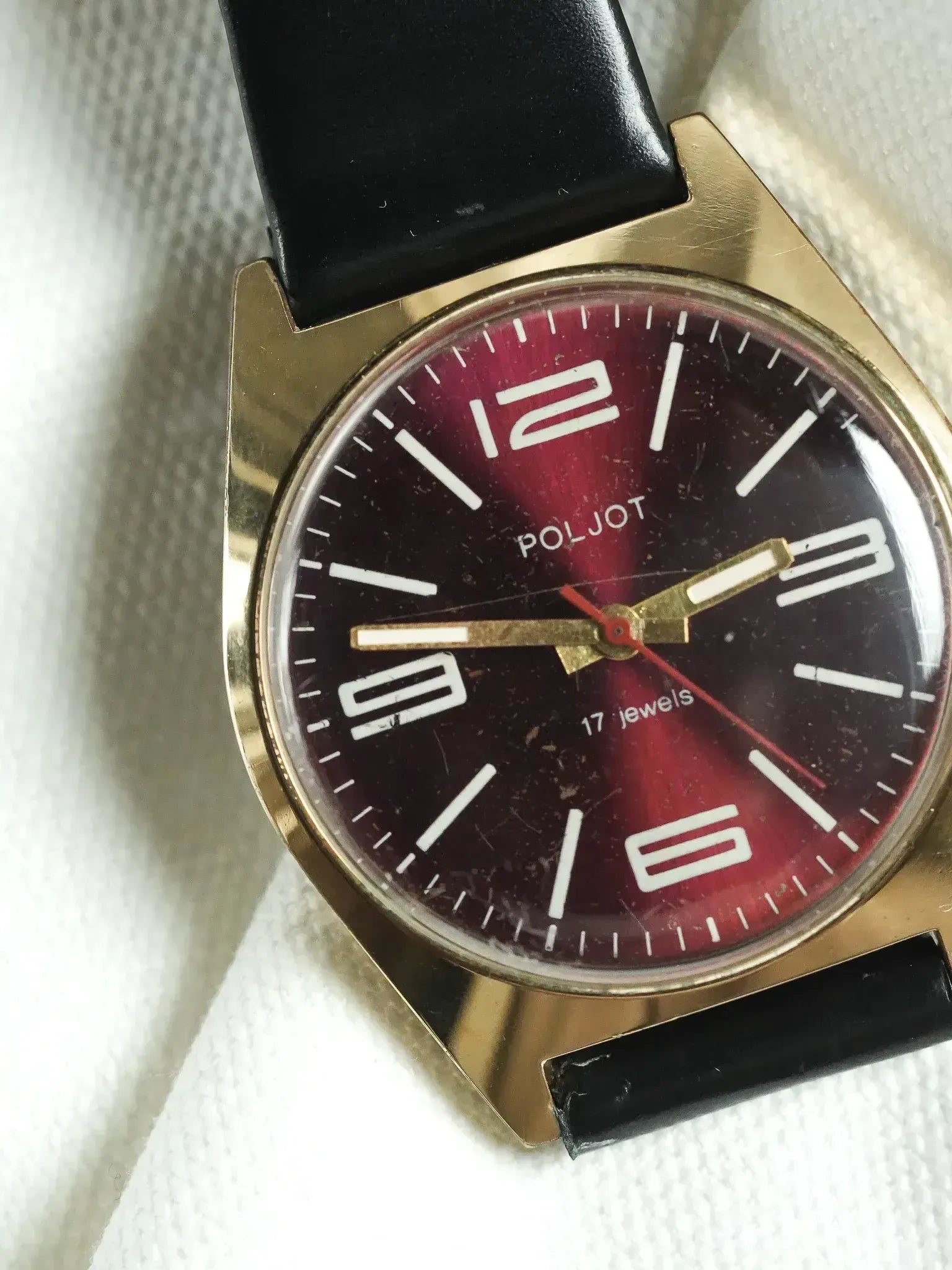 Poljot - Plaque or cadran bordeaux - 1970s - Atelier Victor