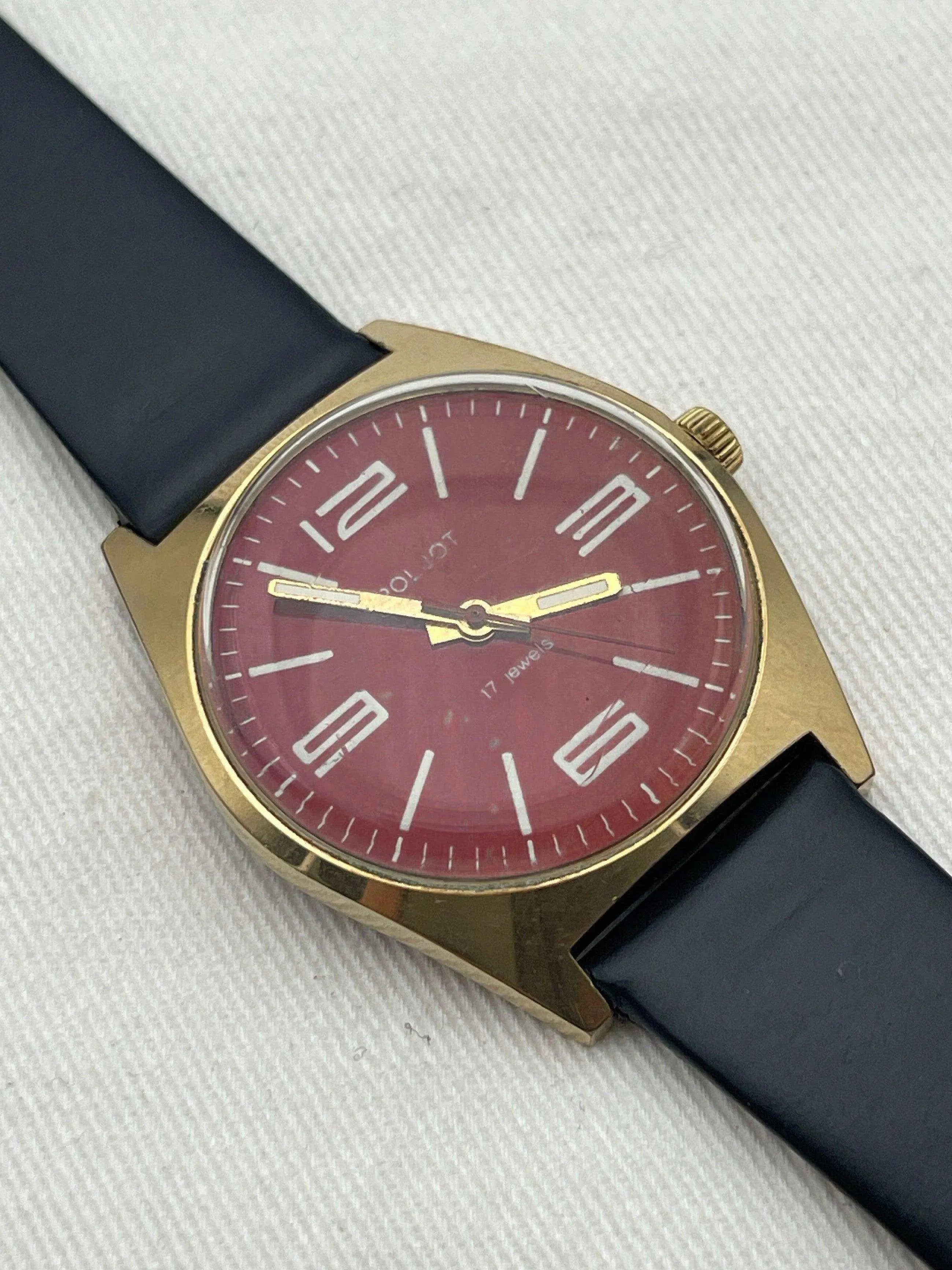 Poljot - Plaque or cadran bordeaux - 1970s - Atelier Victor - Vintage Watch Shop