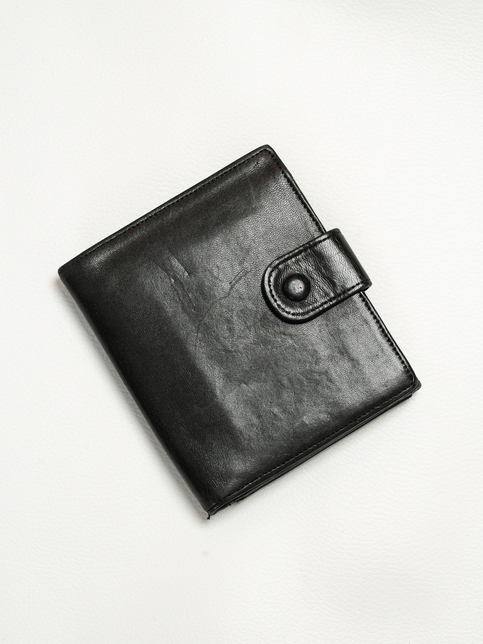 Portefeuille Chanel CC Cuir d'Agneau Noir (2000s)