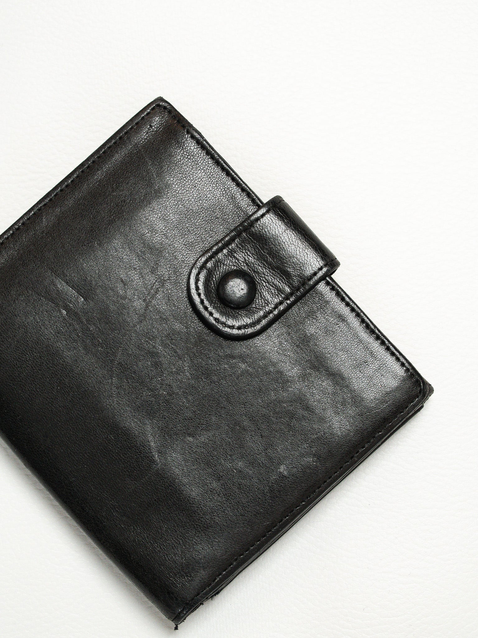 Portefeuille Chanel CC Cuir d'Agneau Noir (2000s)