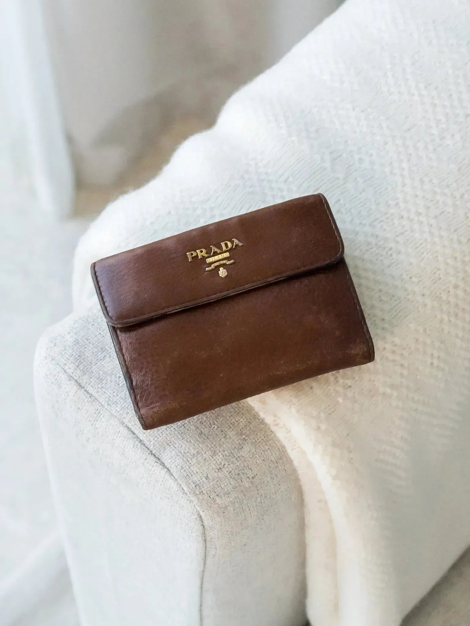 Prada - Portefeuille cuir marron - Atelier Victor