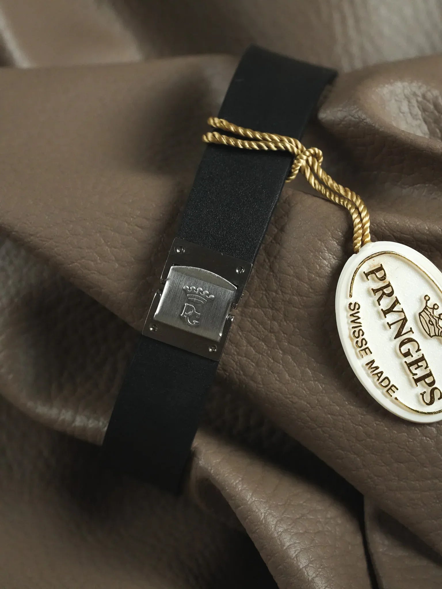 Pryngeps - Style "Hublot" Acier Or - Neuve de stock - 1990s - Atelier Victor - Vintage Shop